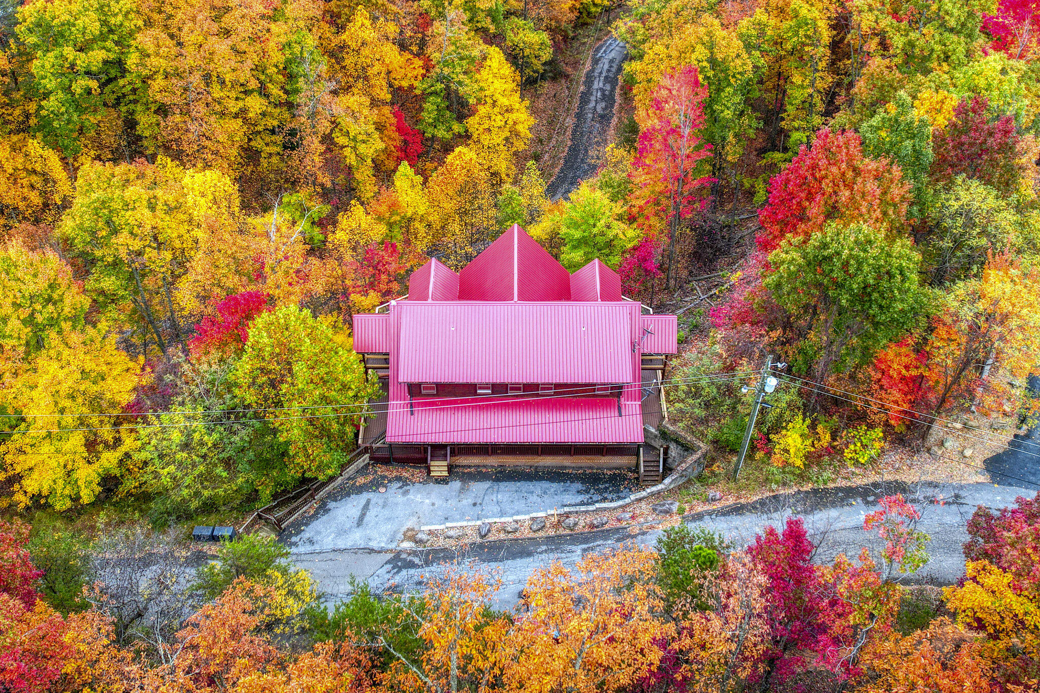 Gatlinburg, Tennessee, 37738, United States, 5 Bedrooms Bedrooms, ,6 BathroomsBathrooms,Residential,For Sale,1981295