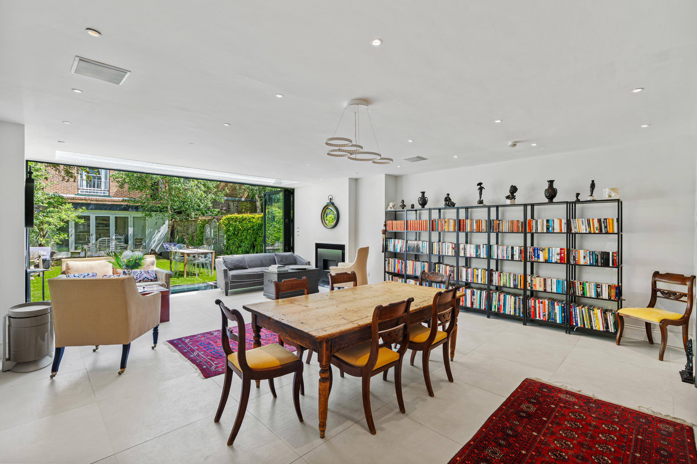  Beautifully Finished Victorian Townhouse Moments from High Street Kensington - 物件實景