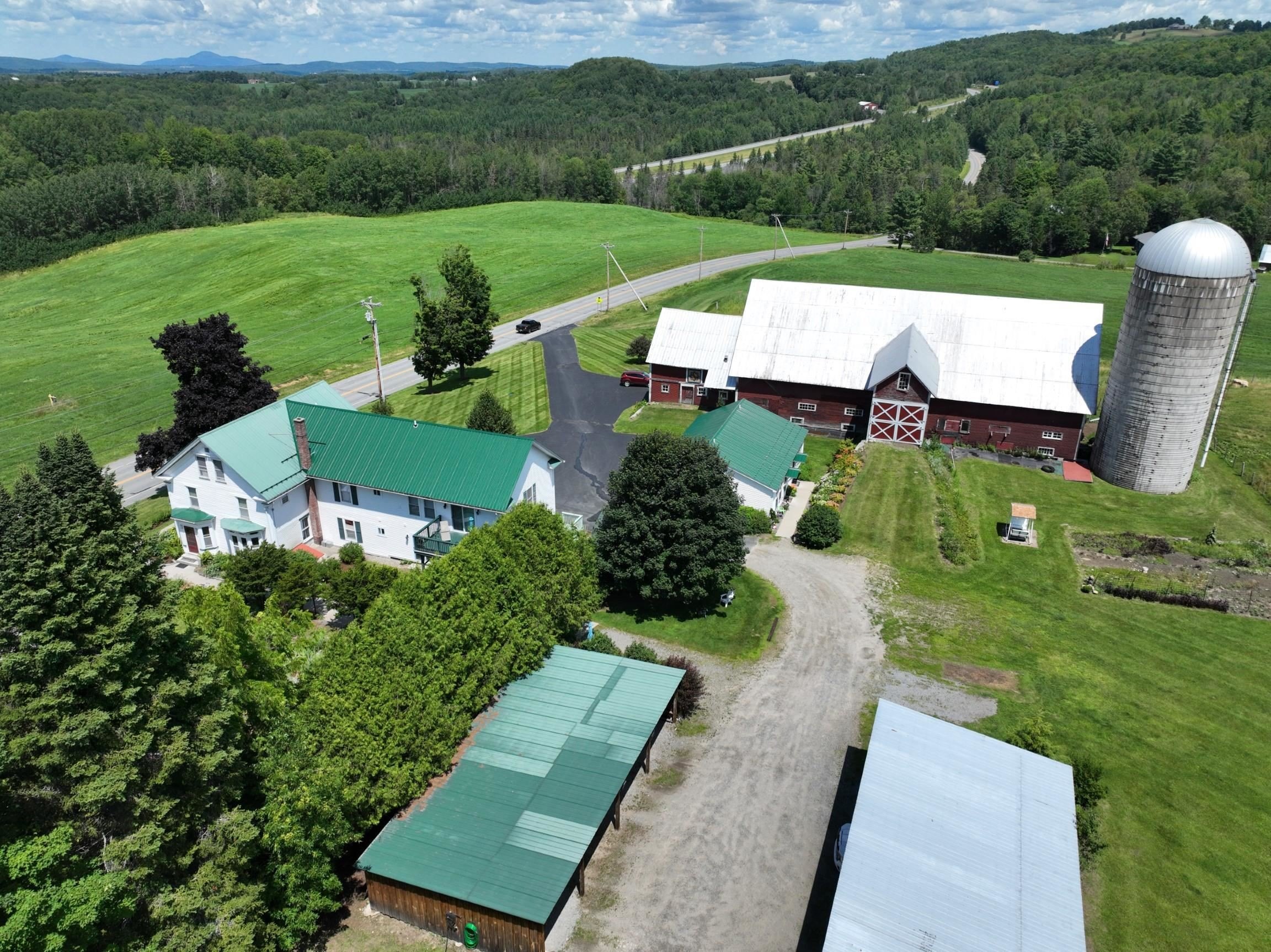 Derby, Vermont, 05829, United States, ,Residential,For Sale,1998770