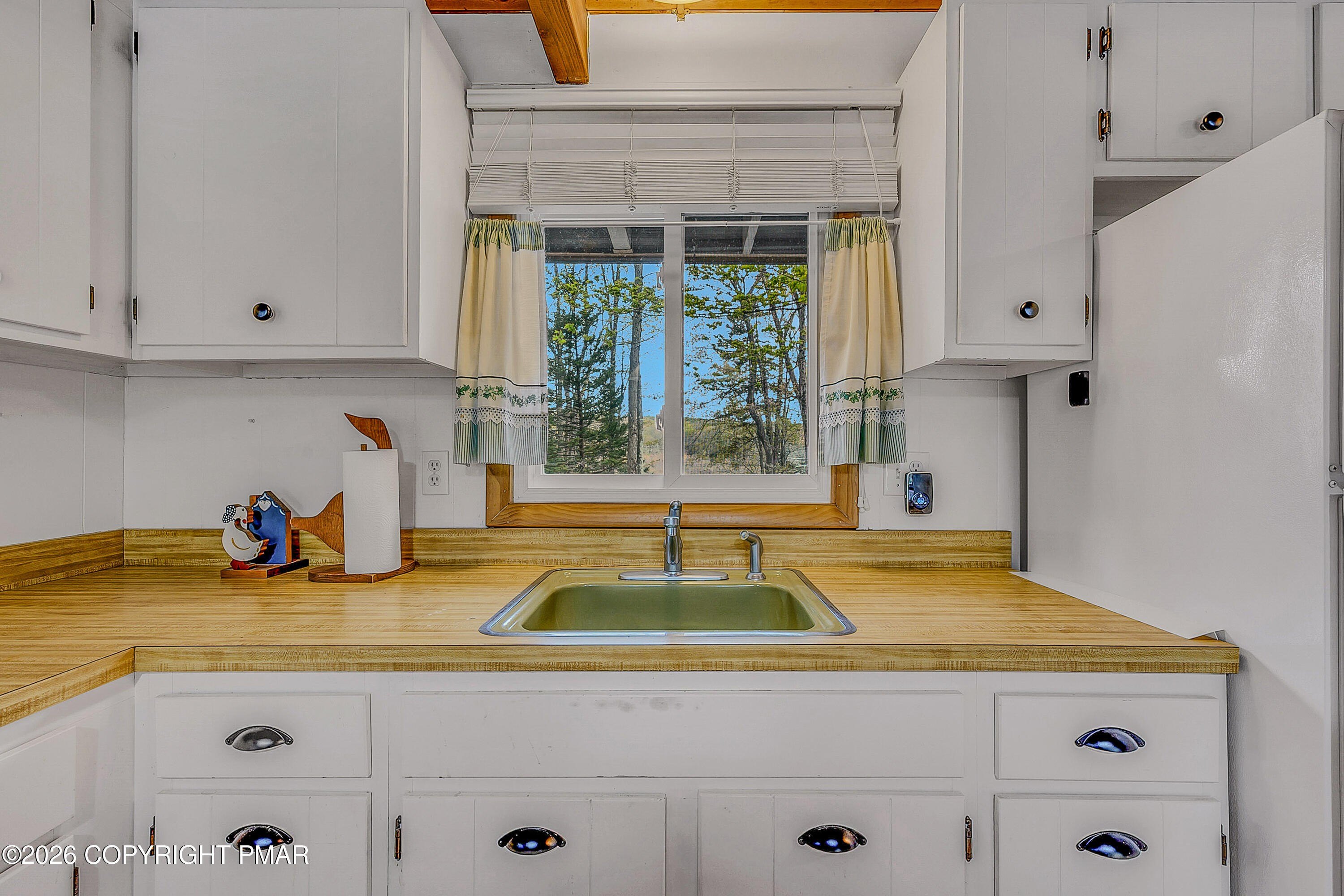 Pocono Lake, Pennsylvania, 18347, United States, 2 Bedrooms Bedrooms, ,1 BathroomBathrooms,Residential,For Sale,2048787