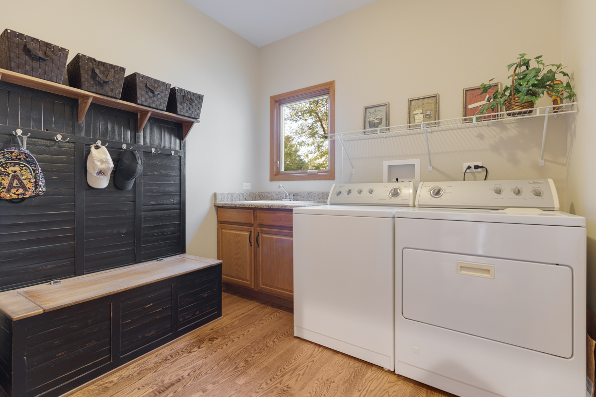 Hampshire, Illinois, 60140, United States, 3 Bedrooms Bedrooms, ,3 BathroomsBathrooms,Residential,For Sale,1978755