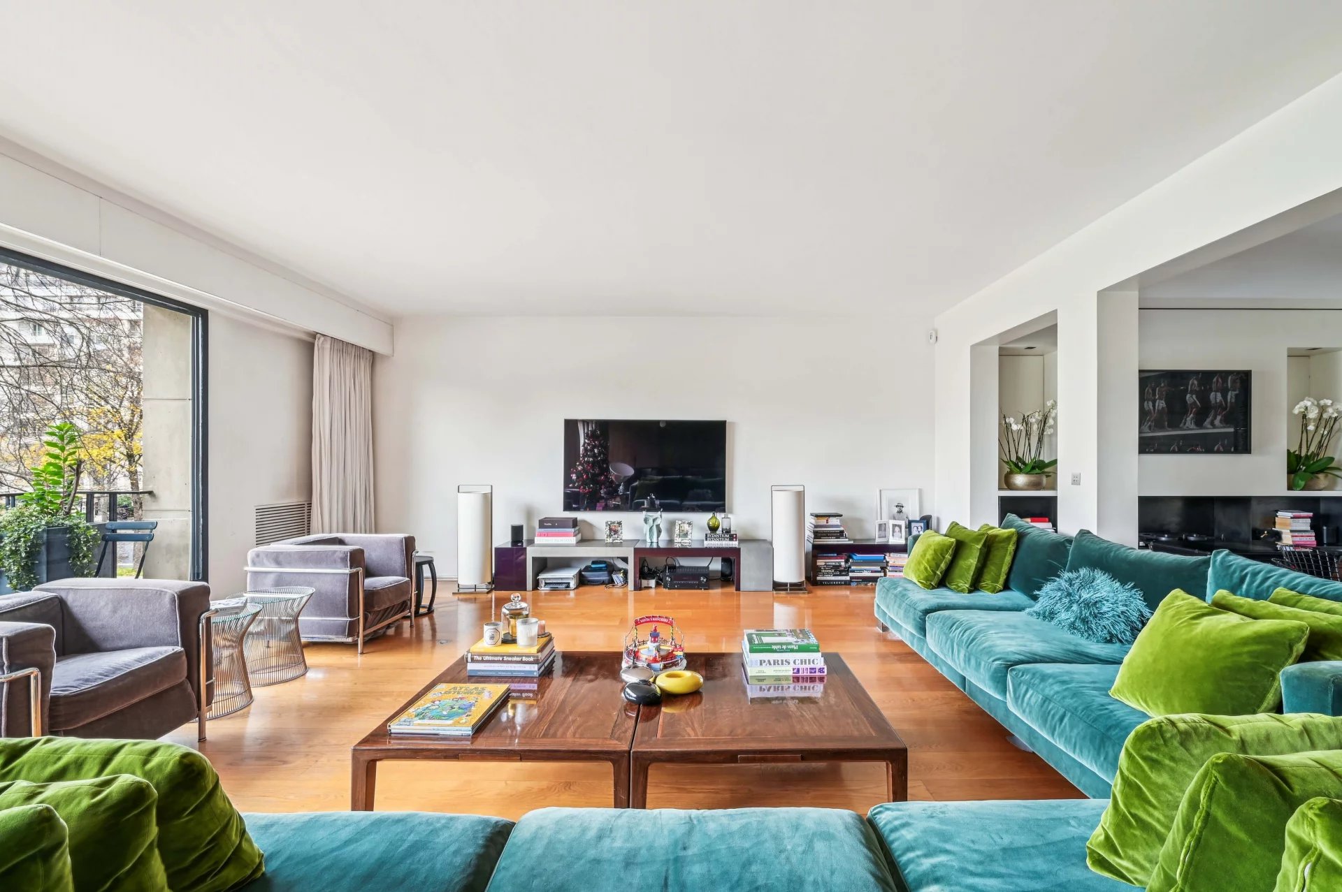 Paris 16th, Île-de-France, 75016, FR, 2 Bedrooms Bedrooms, ,1 BathroomBathrooms,Residential,For Sale,2002081