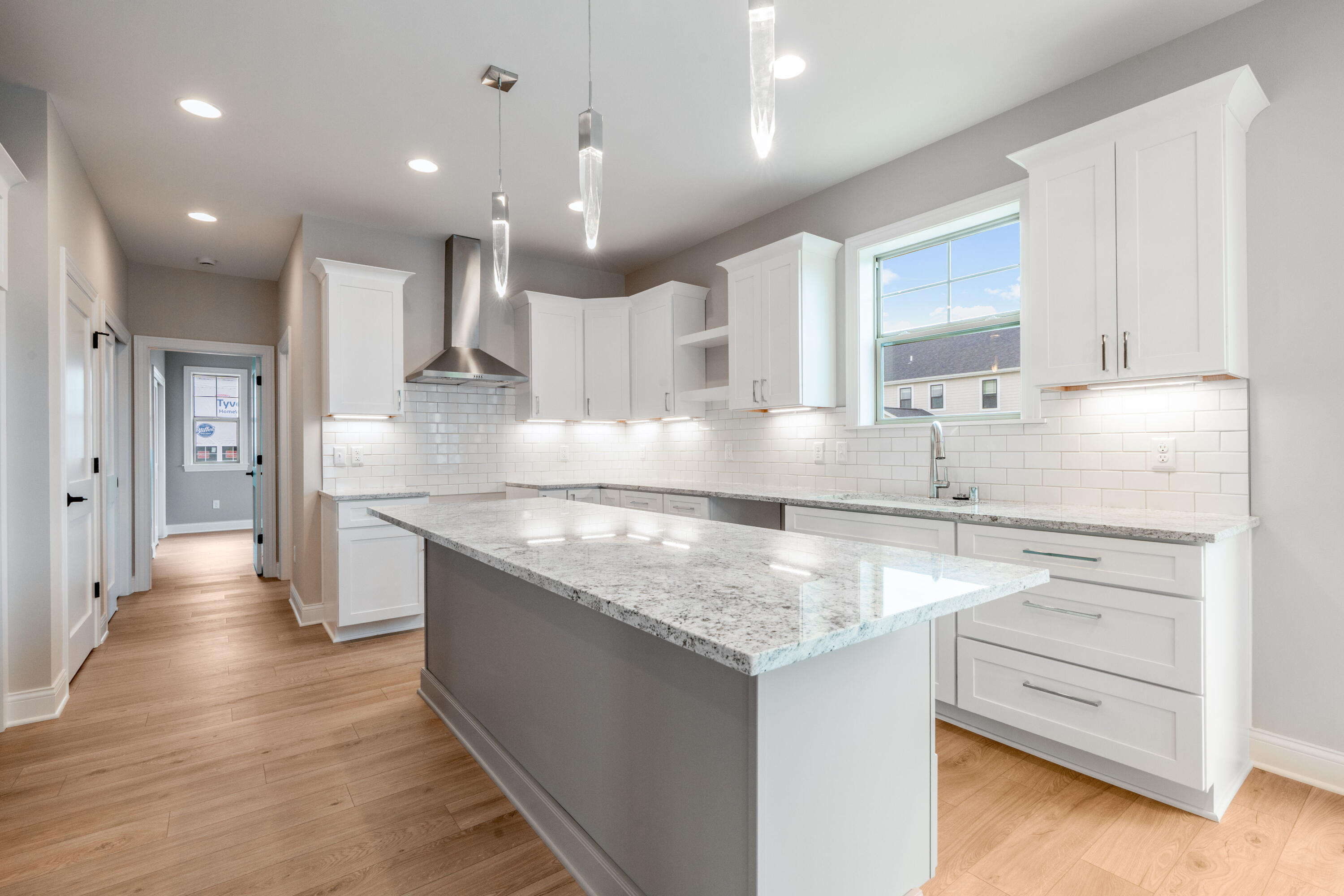 Menomonee Falls, Wisconsin, 53051, United States, 5 Bedrooms Bedrooms, ,4 BathroomsBathrooms,Residential,For Sale,1940201