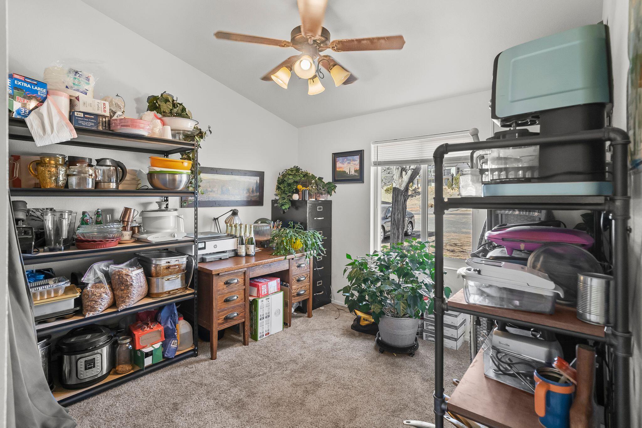 St George, Utah, 84770, United States, 6 Bedrooms Bedrooms, ,3 BathroomsBathrooms,Residential,For Sale,2005357