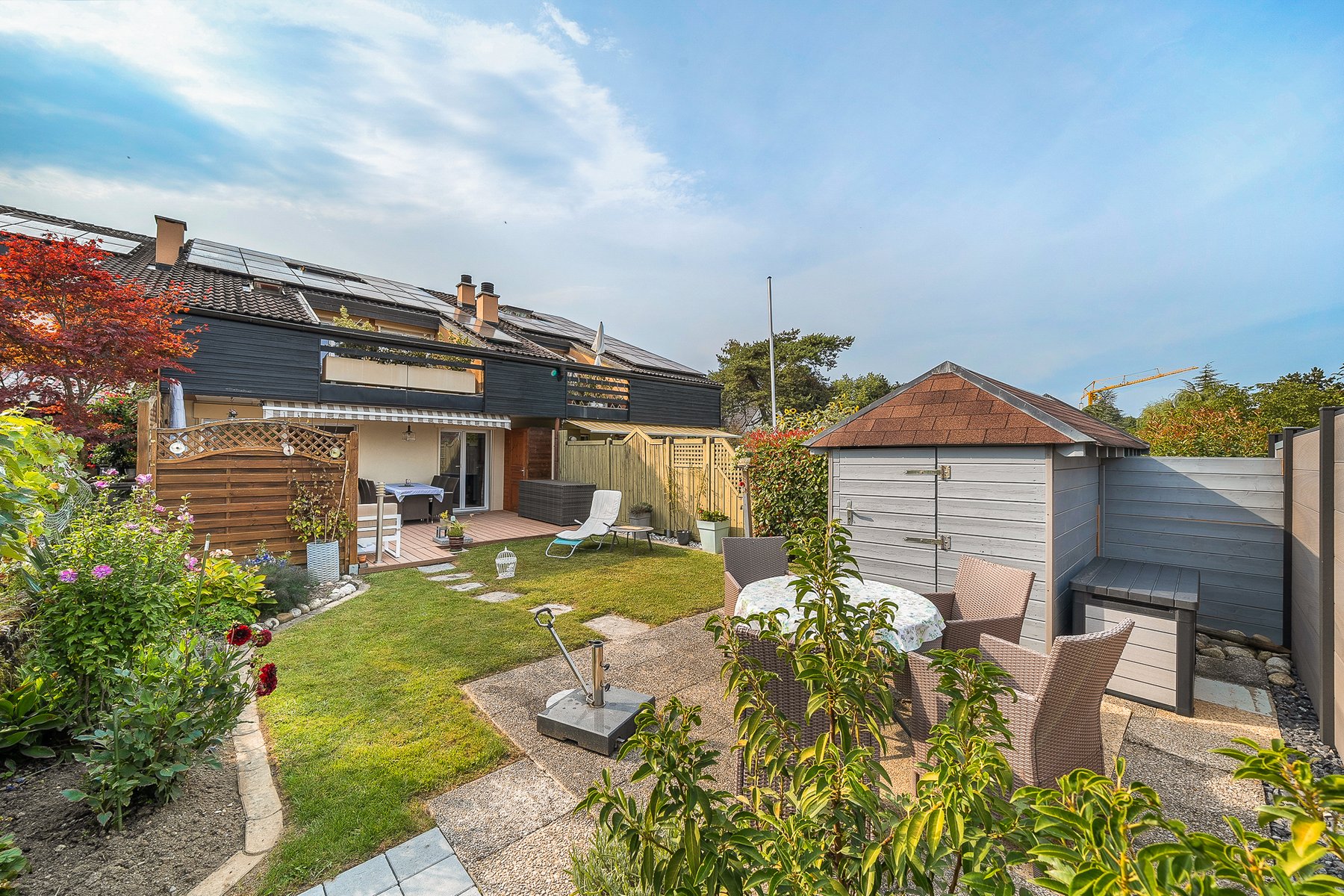  Lovely family home in the heart of the village of Echandens - 物件實景