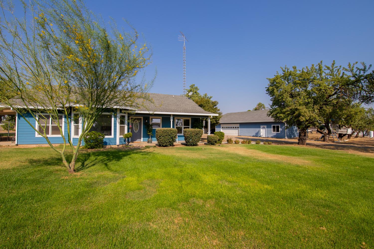 Arbuckle, California, 95912, United States, 3 Bedrooms Bedrooms, ,2 BathroomsBathrooms,Residential,For Sale,1991763