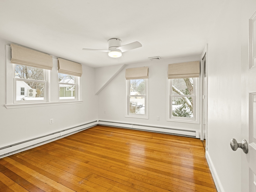 Concord, Massachusetts, 01742, United States, 2 Bedrooms Bedrooms, ,2 BathroomsBathrooms,Residential,For Sale,2001837