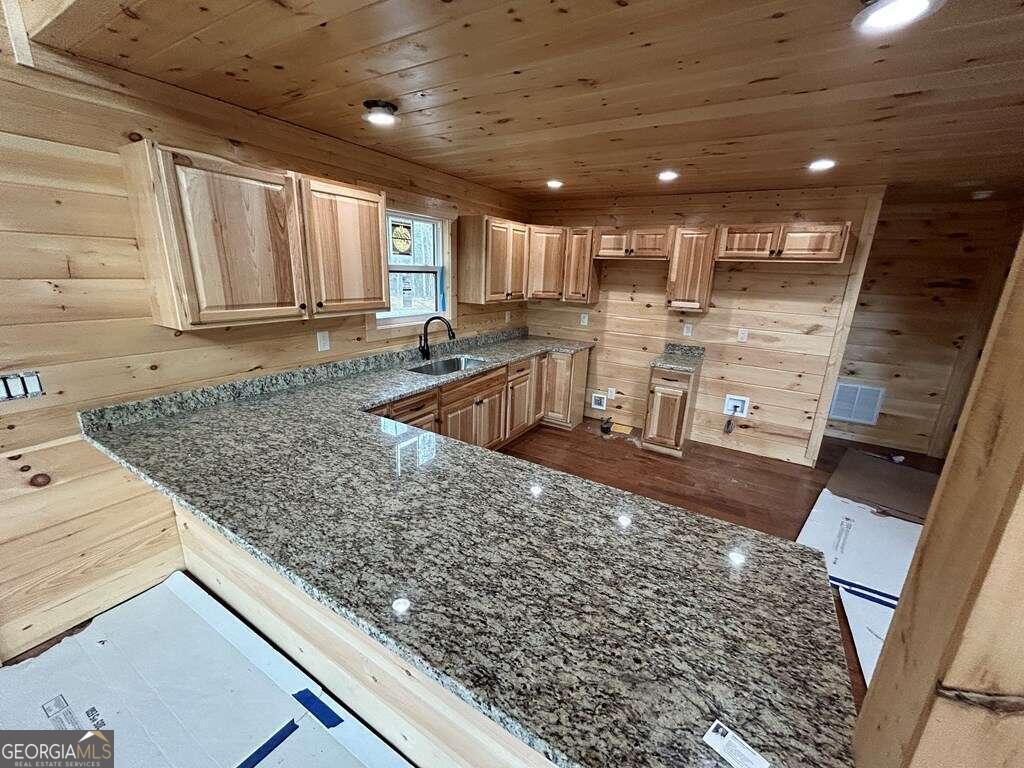 Mineral Bluff, Georgia, 30559, United States, 3 Bedrooms Bedrooms, ,3 BathroomsBathrooms,Residential,For Sale,1858884