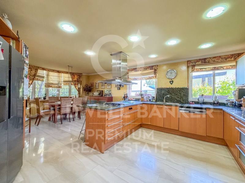 Sant Cugat del Vallès, Catalonia, ES, 5 Bedrooms Bedrooms, ,5 BathroomsBathrooms,Residential,For Sale,1529561