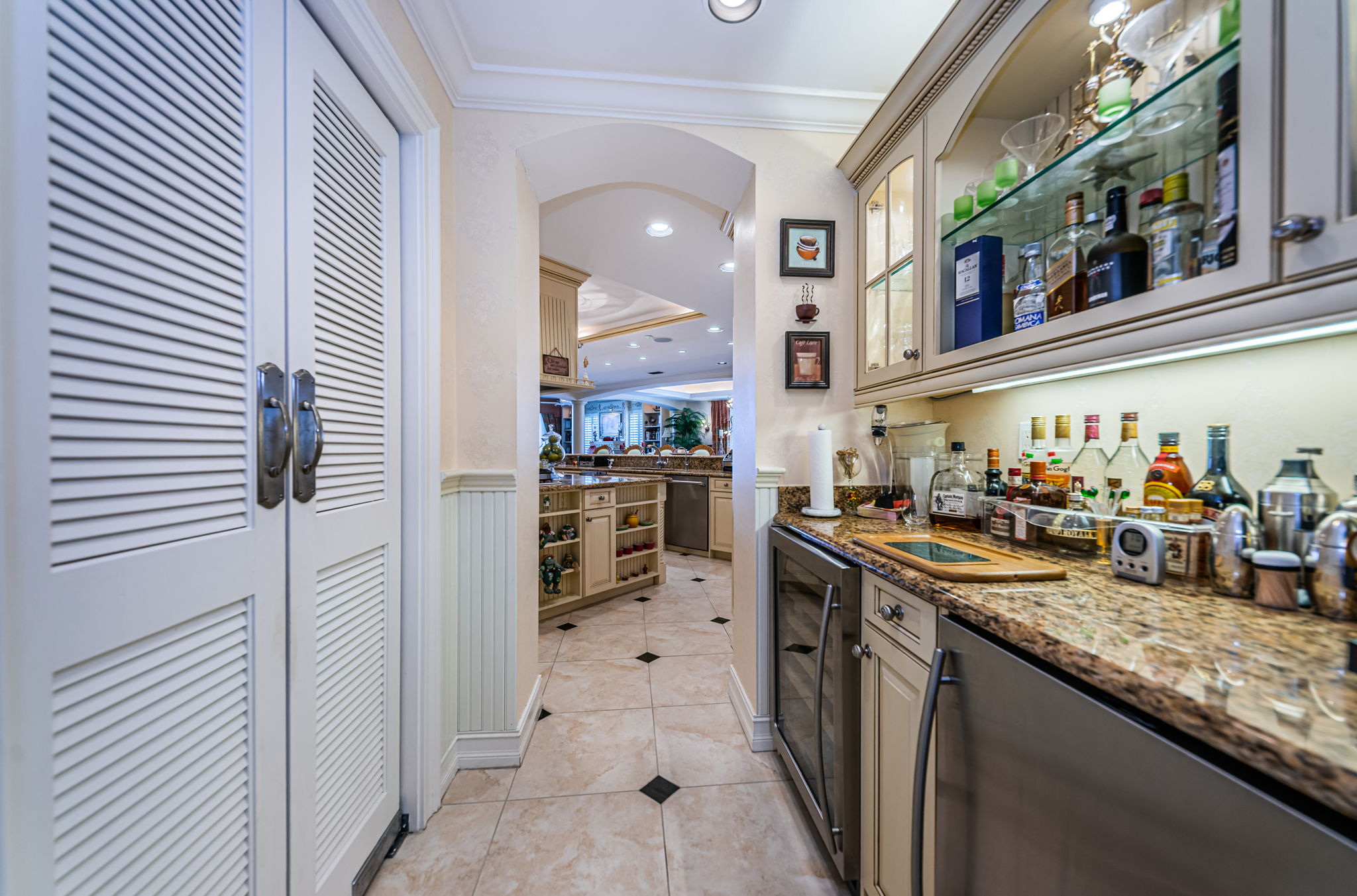 ST Pete Beach, Florida, 33706, United States, 3 Bedrooms Bedrooms, ,4 BathroomsBathrooms,Residential,For Sale,1810563