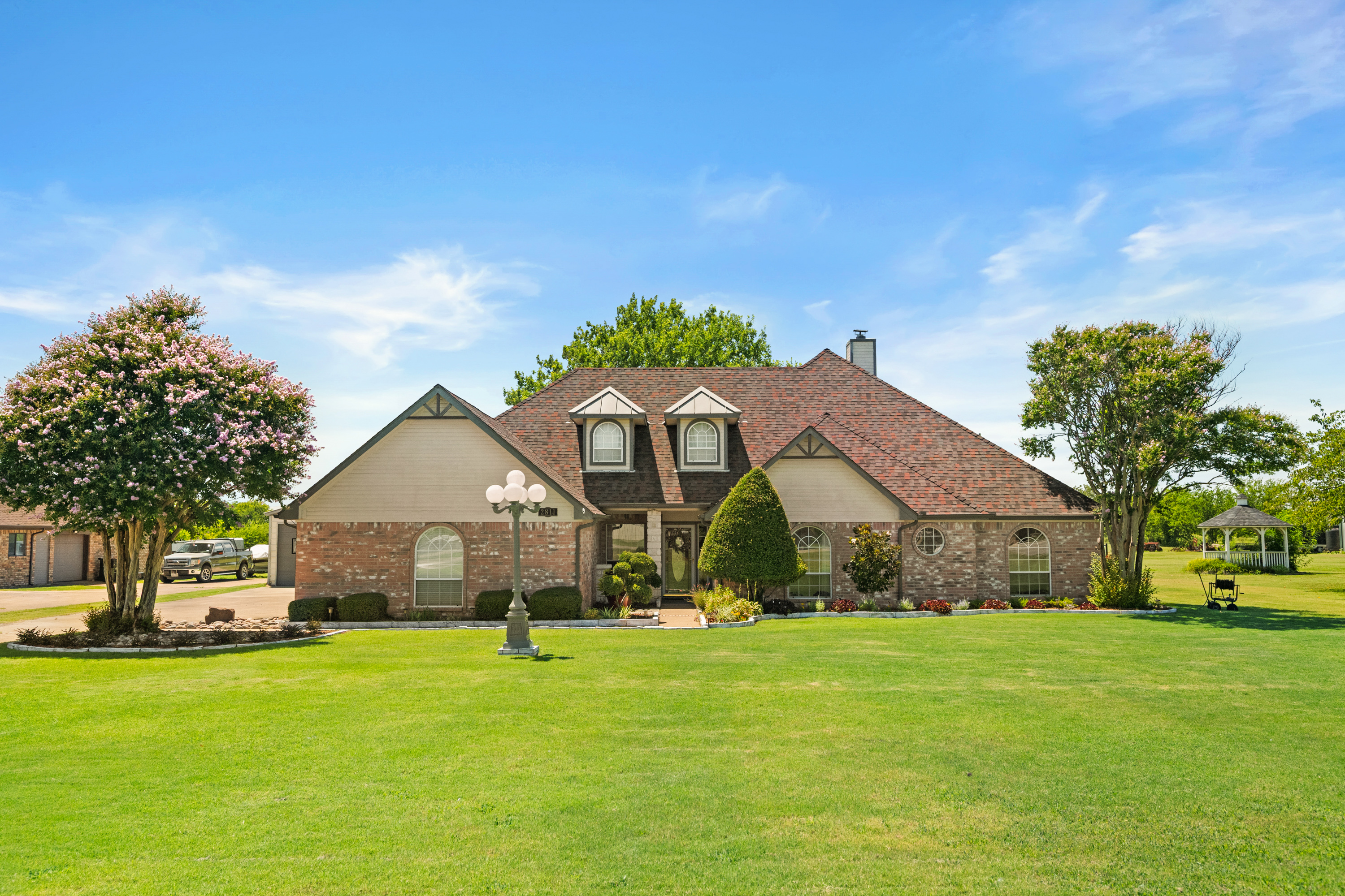 Caddo Mills, Texas, 75135, United States, 4 Bedrooms Bedrooms, ,3 BathroomsBathrooms,Residential,For Sale,2006415