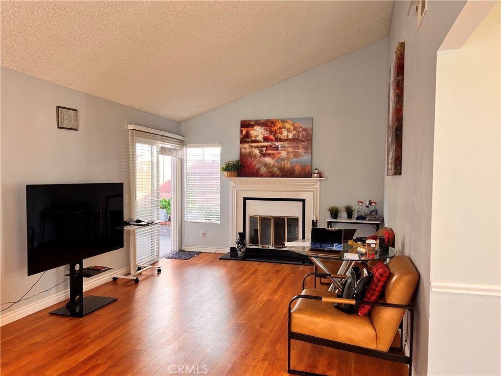 Canyon Country, California, 91351, United States, 3 Bedrooms Bedrooms, ,2 BathroomsBathrooms,Residential,For Sale,2006258