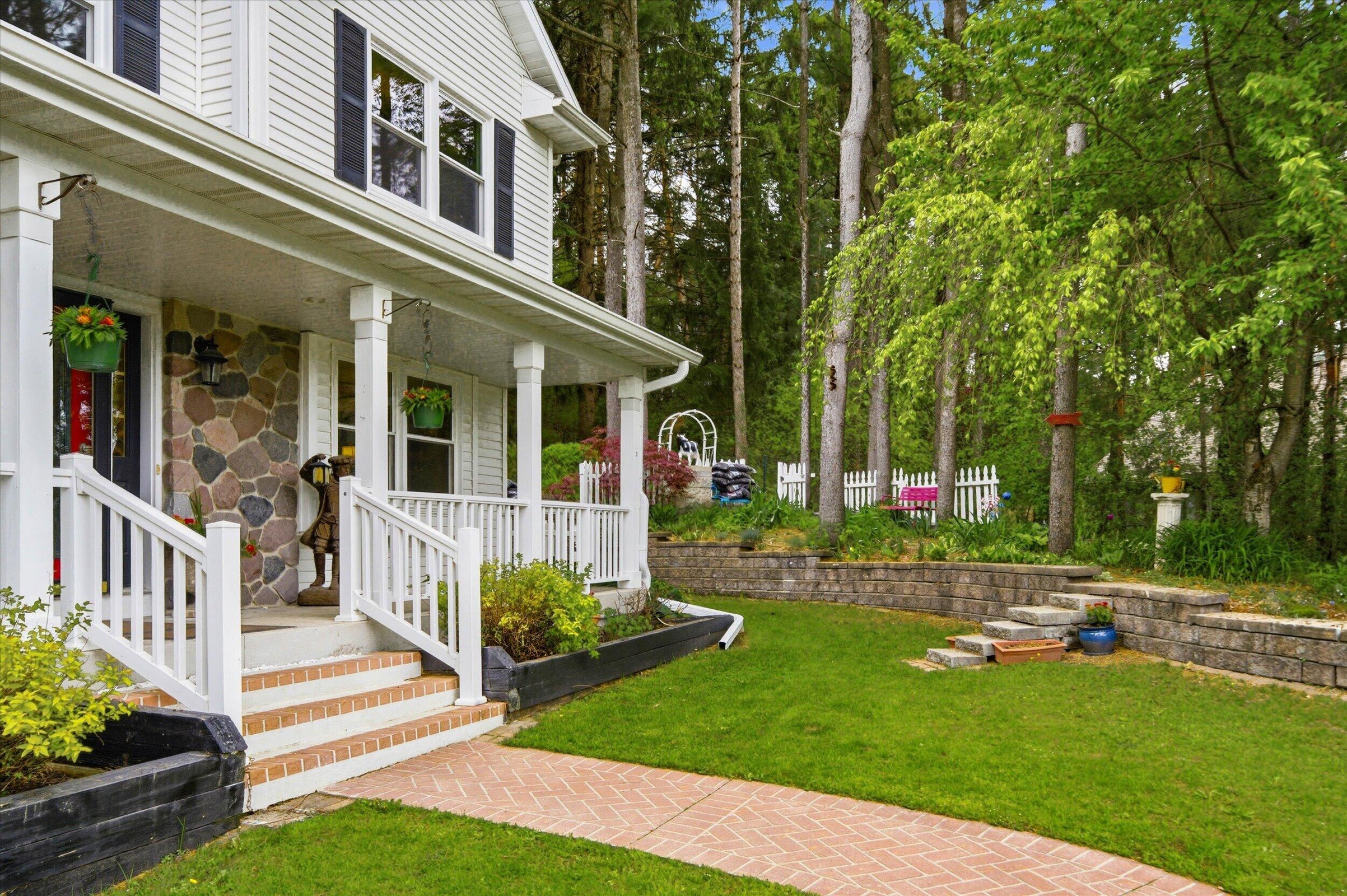 Plymouth, Wisconsin, 53073, United States, 4 Bedrooms Bedrooms, ,4 BathroomsBathrooms,Residential,For Sale,2047944