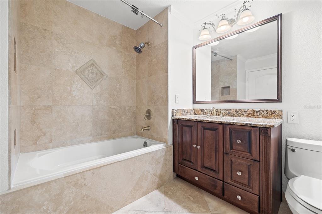 Tampa, Florida, 33602, United States, 3 Bedrooms Bedrooms, ,2 BathroomsBathrooms,Residential,For Sale,1885753