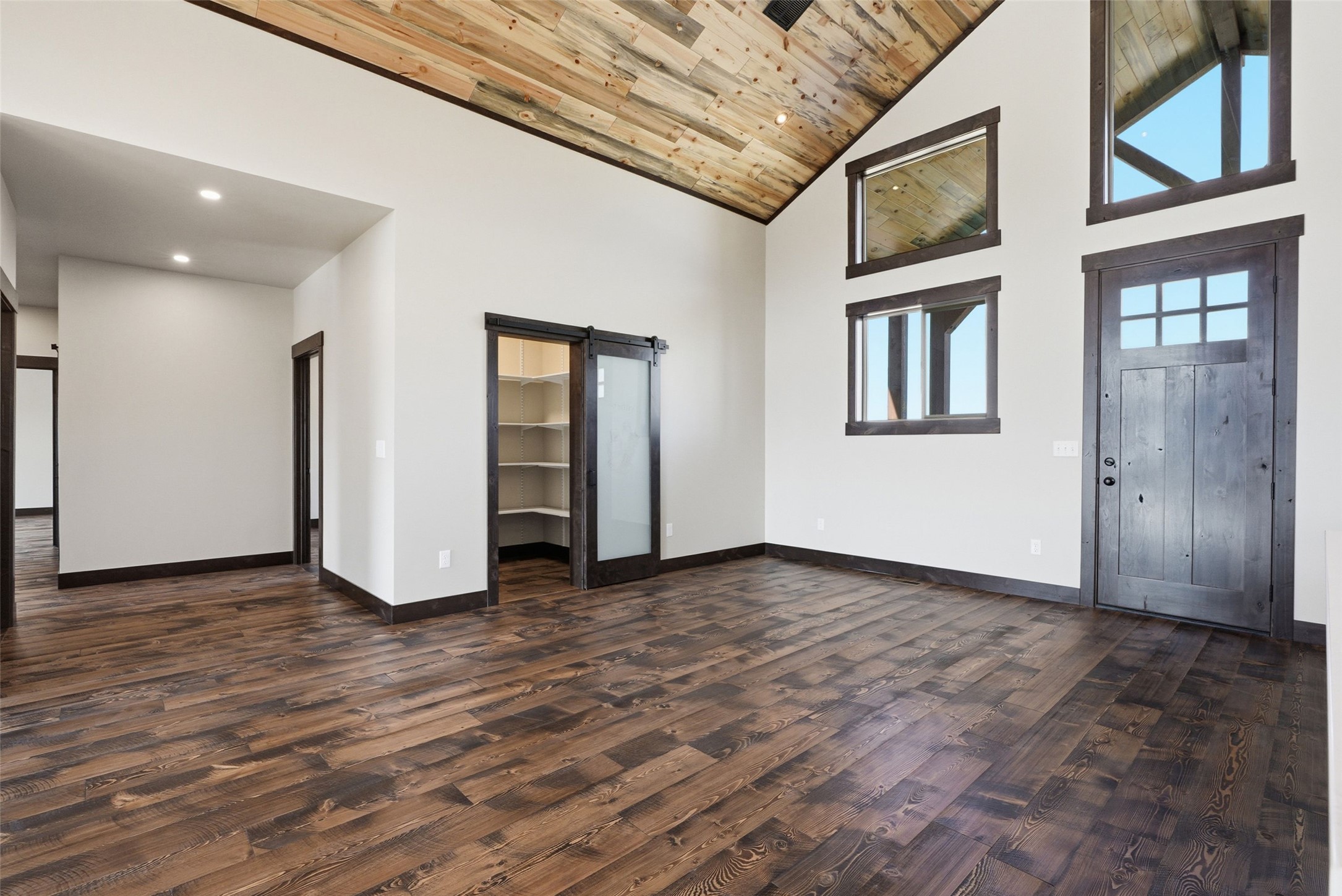  475 Ashleigh Lane - 物件實景