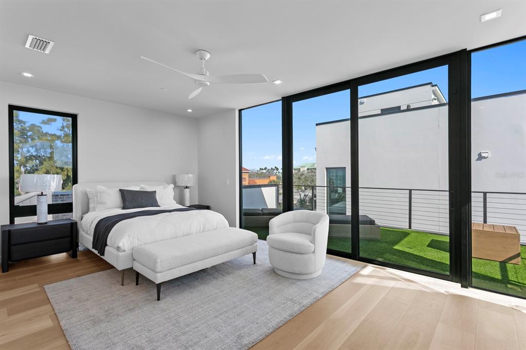 Indian Rocks Beach, Florida, 33785, United States, 8 Bedrooms Bedrooms, ,11 BathroomsBathrooms,Residential,For Sale,1997282