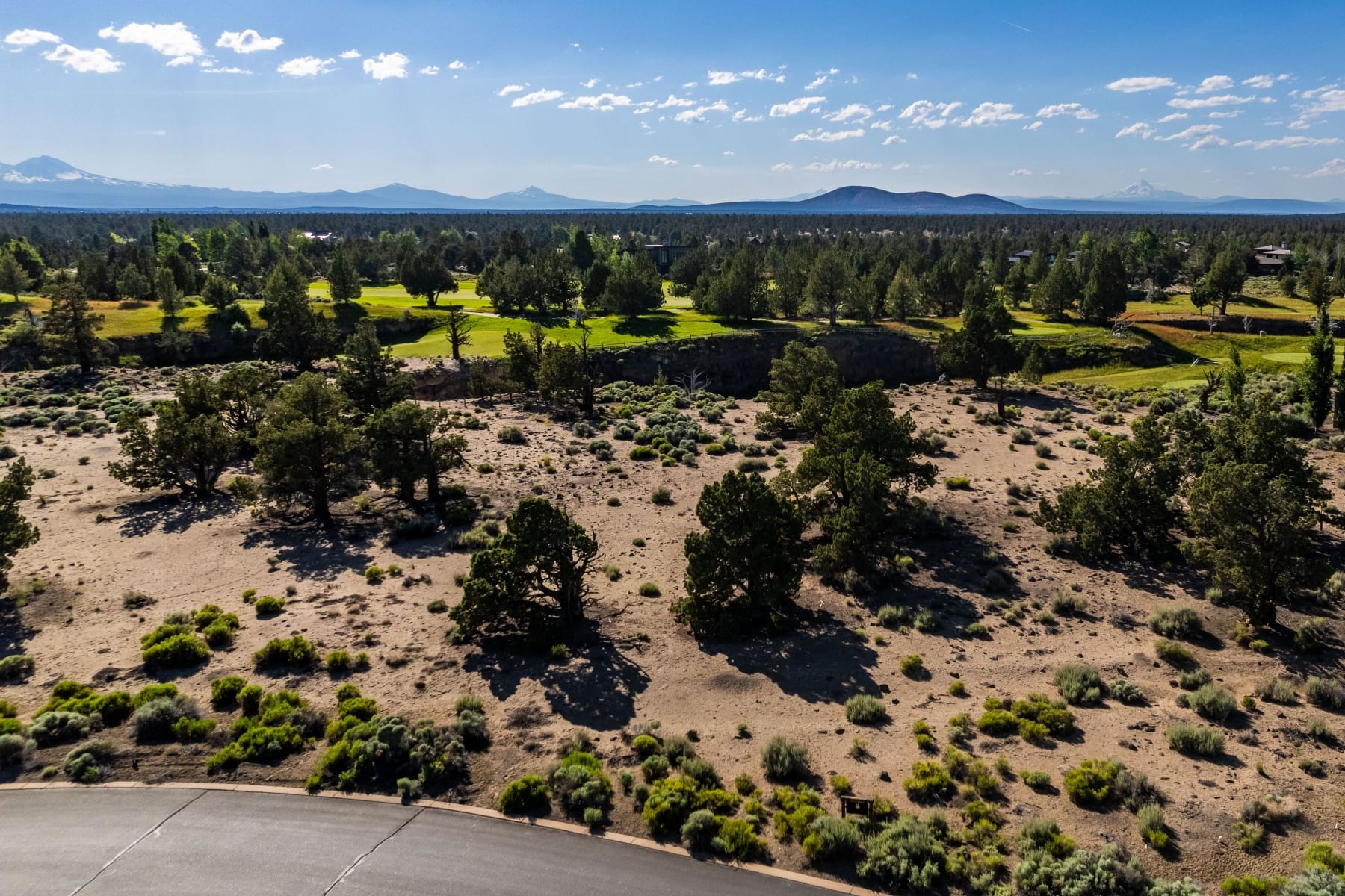  65877 Sage Canyon Court #180 Bend, OR 97701 - 物件實景