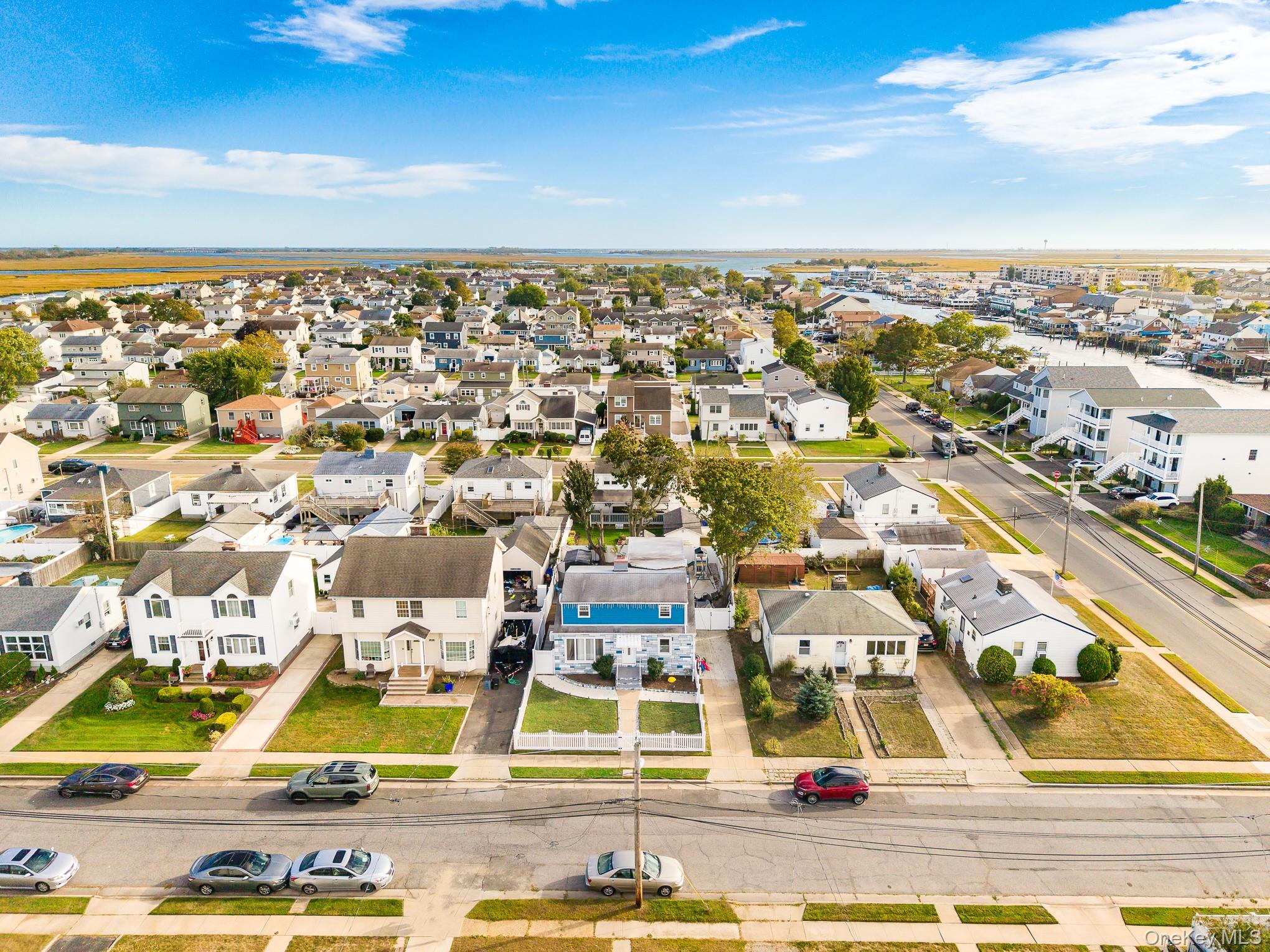 Freeport, New York, 11520, United States, 5 Bedrooms Bedrooms, ,3 BathroomsBathrooms,Residential,For Sale,1977897