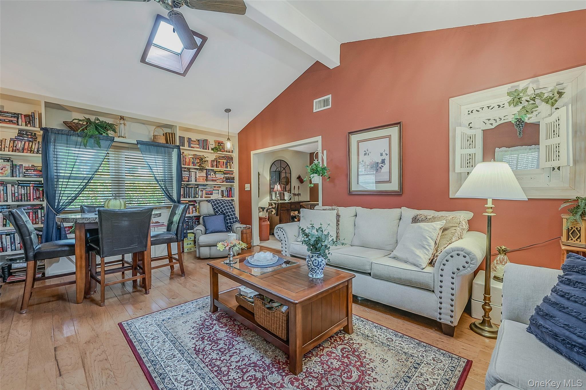 Selden, New York, 11784, United States, 3 Bedrooms Bedrooms, ,2 BathroomsBathrooms,Residential,For Sale,1988093