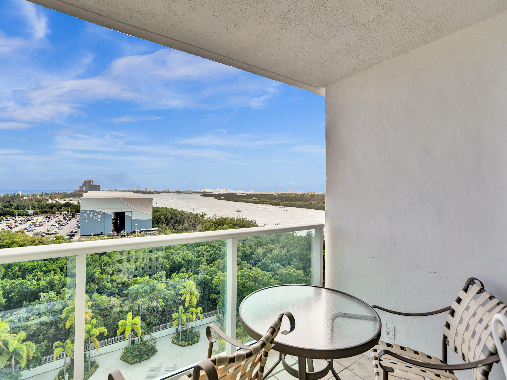 Sunny Isles Beach, Florida, 33160, United States, 1 Bedroom Bedrooms, ,2 BathroomsBathrooms,Residential,For Sale,1804245
