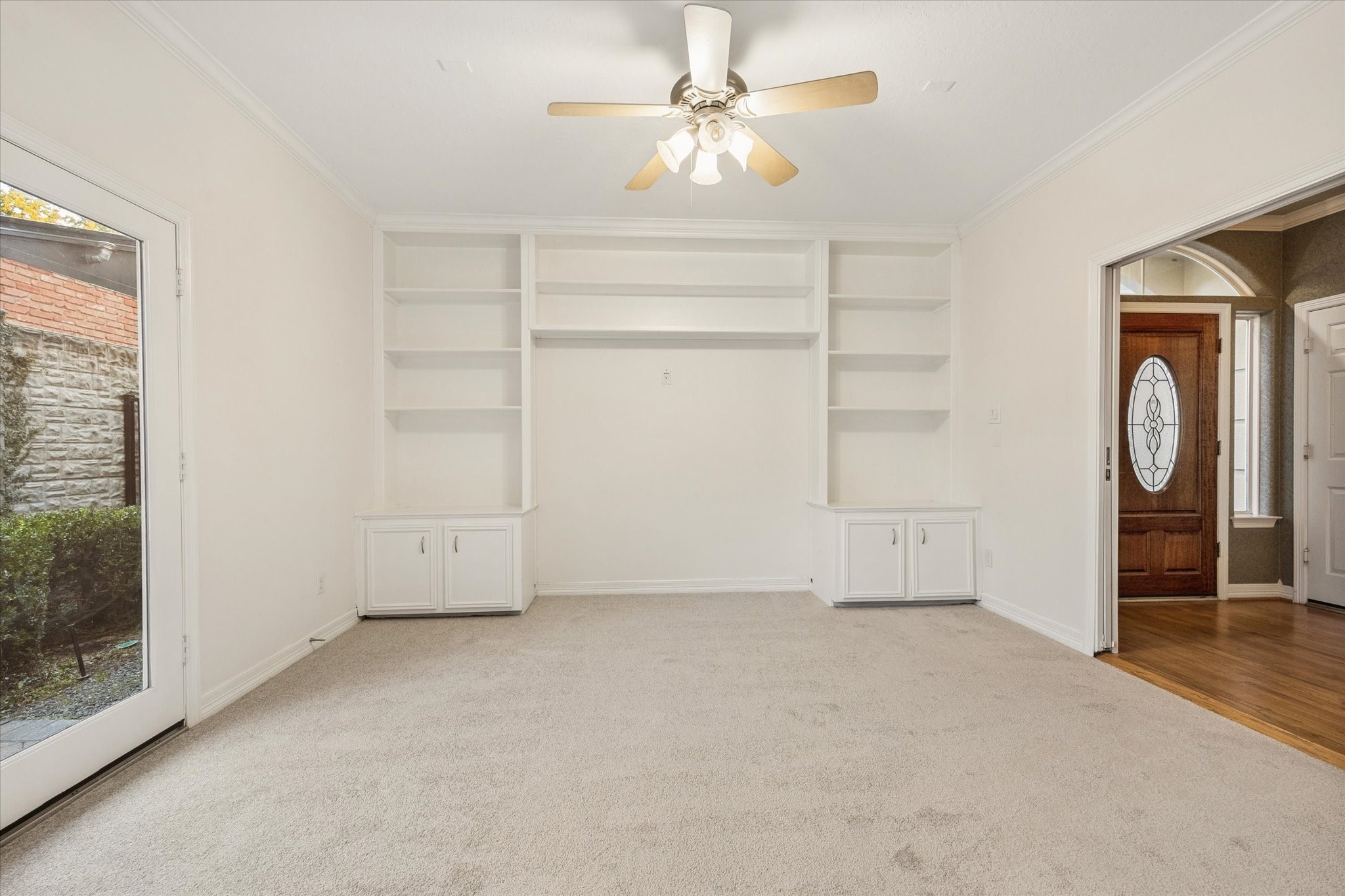  1515 Hyde Park Boulevard #5 - 物件實景