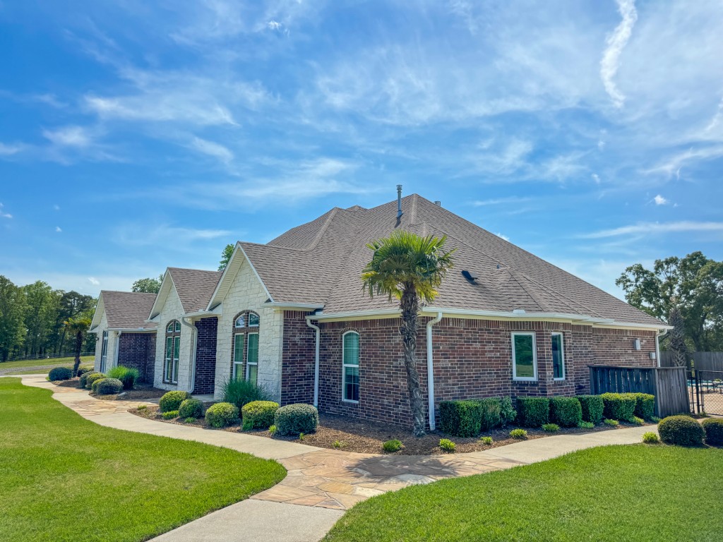 Bloomburg, Texas, 75556, United States, 4 Bedrooms Bedrooms, ,2 BathroomsBathrooms,Residential,For Sale,1789211