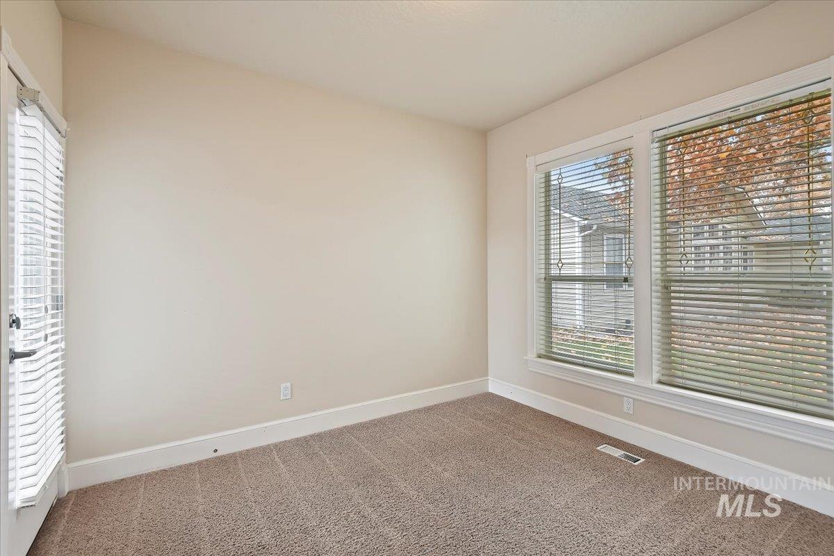 Nampa, Idaho, 83651, United States, 3 Bedrooms Bedrooms, ,Residential,For Sale,1996100