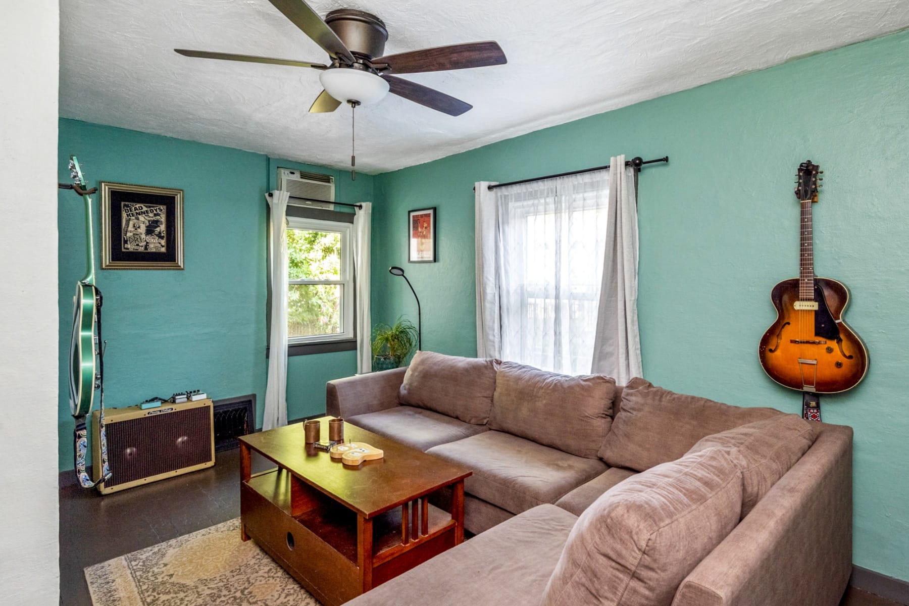  8250 NE BRAZEE ST Portland, OR 97220 - 物件實景