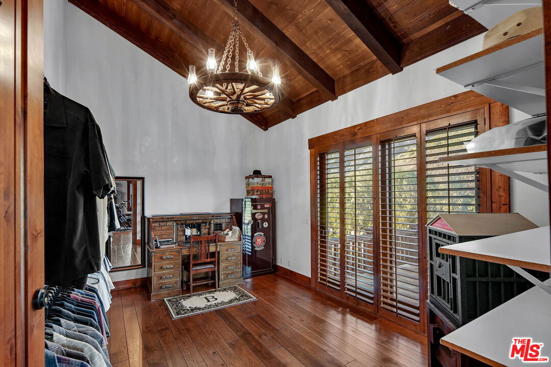 Malibu, California, 90265, United States, 3 Bedrooms Bedrooms, ,5 BathroomsBathrooms,Residential,For Sale,1760358