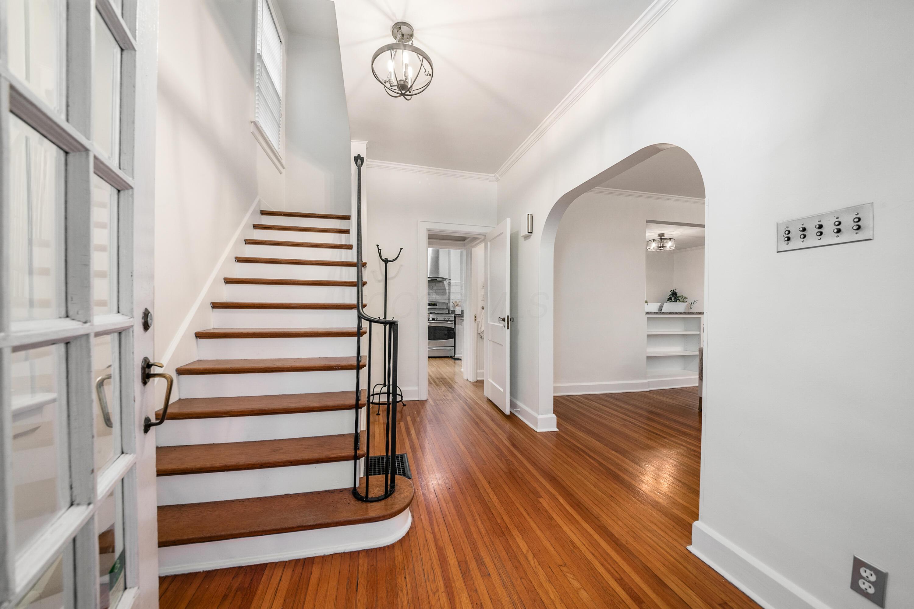 Columbus, Ohio, 43214, United States, 4 Bedrooms Bedrooms, ,3 BathroomsBathrooms,Residential,For Sale,1996077