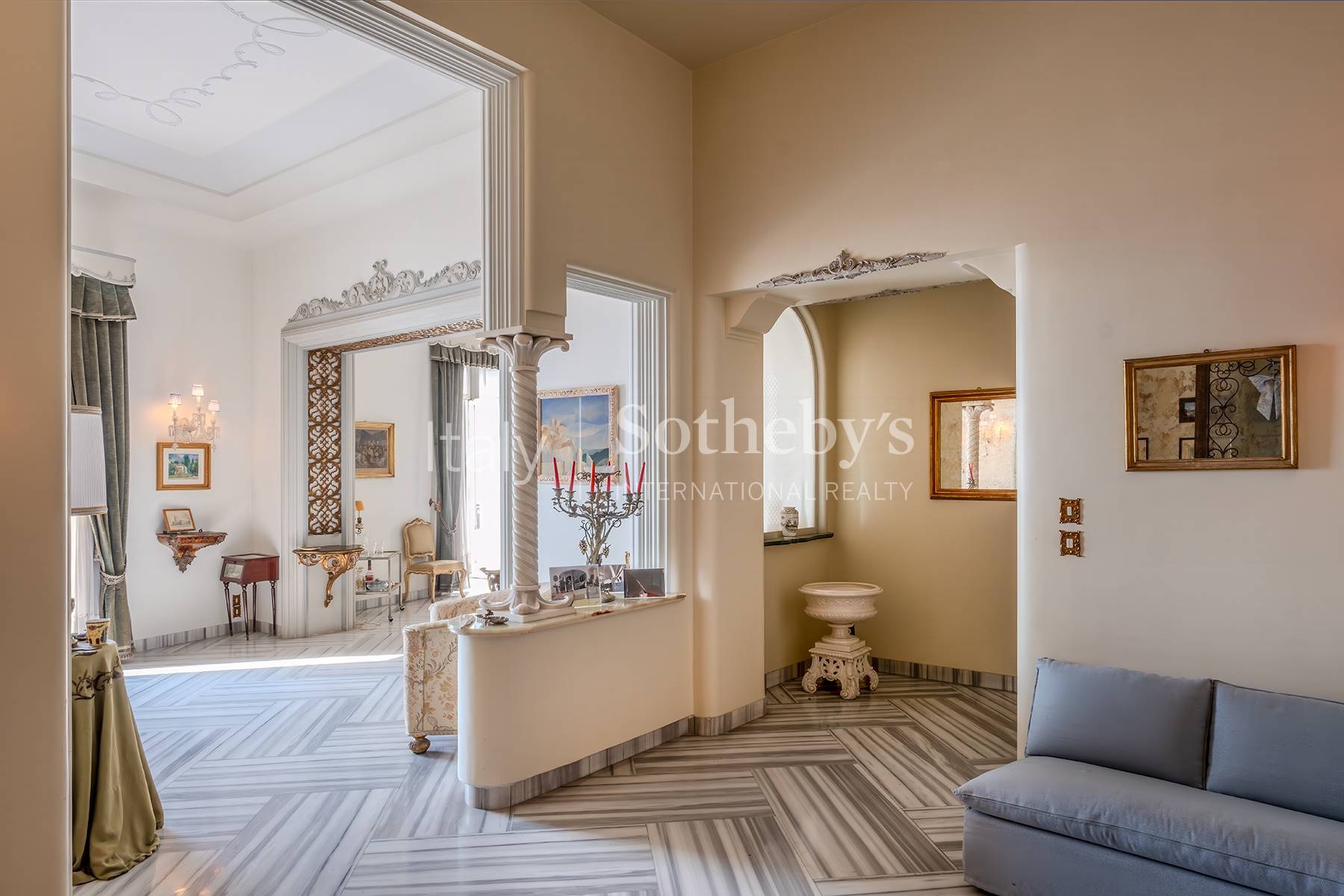  Spacious panoramic seafront residence in Naples - 物件實景