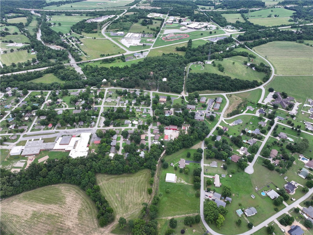 Anderson, Missouri, 64831, United States, 3 Bedrooms Bedrooms, ,2 BathroomsBathrooms,Residential,For Sale,1866248