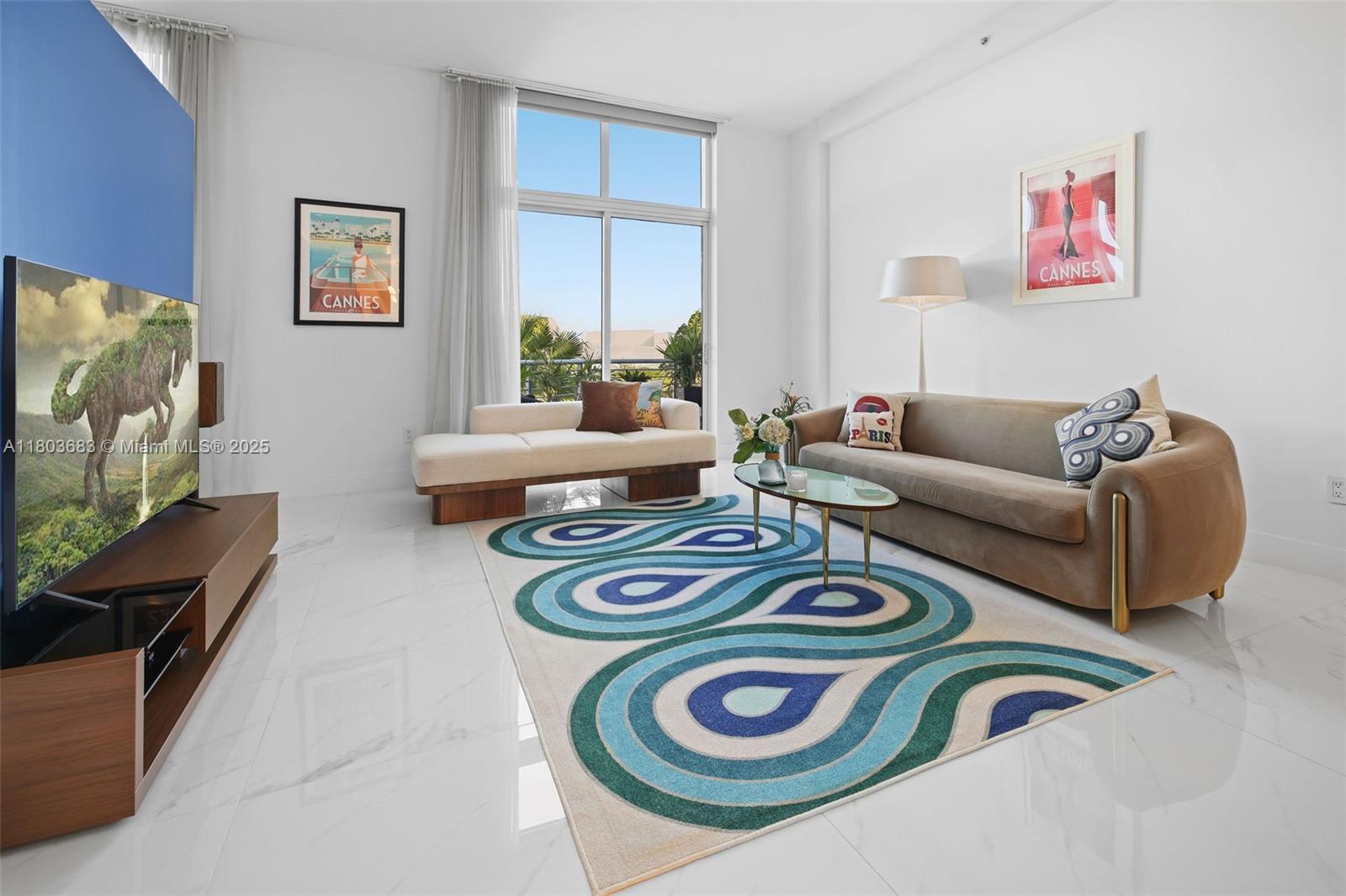Miami Beach, Florida, 33139, United States, 1 Bedroom Bedrooms, ,2 BathroomsBathrooms,Residential,For Sale,1818097
