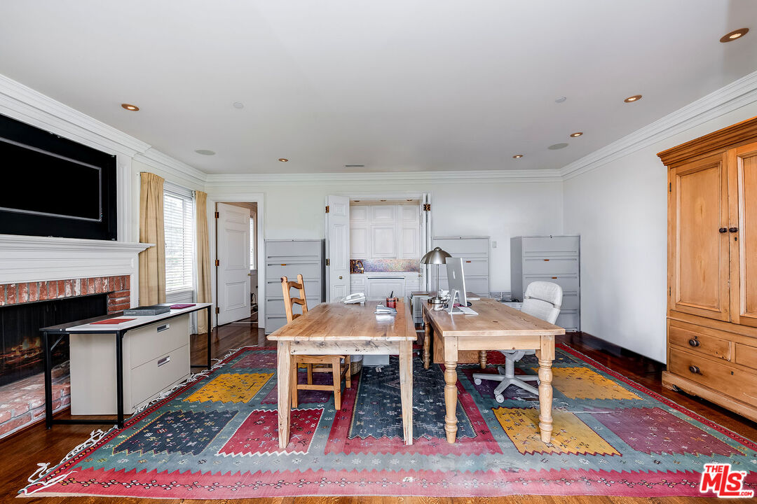 Los Angeles, California, 90077, United States, 7 Bedrooms Bedrooms, ,6 BathroomsBathrooms,Residential,For Sale,1819954