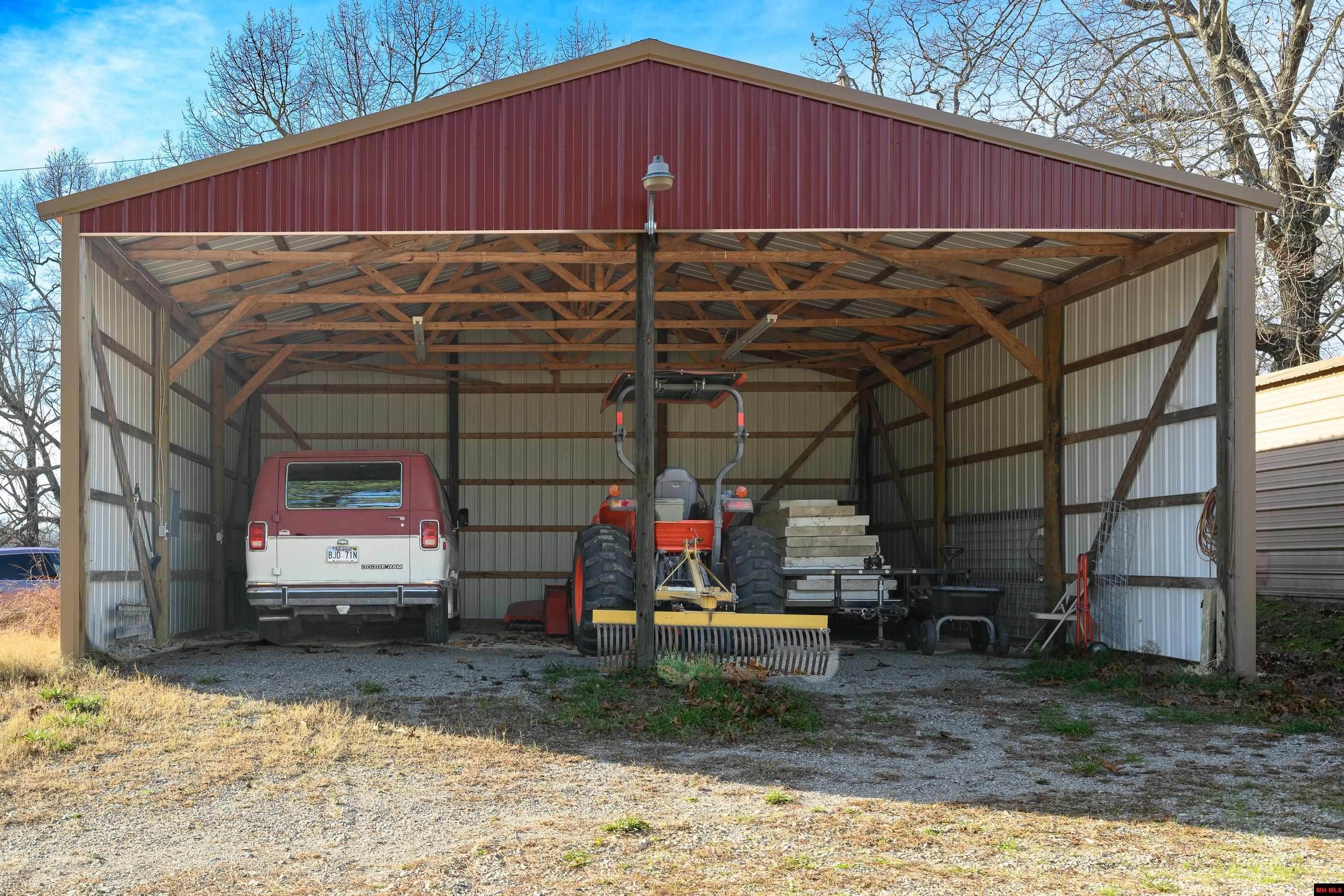 Mountain Home, Arkansas, 72653, United States, 2 Bedrooms Bedrooms, ,3 BathroomsBathrooms,Residential,For Sale,2009104