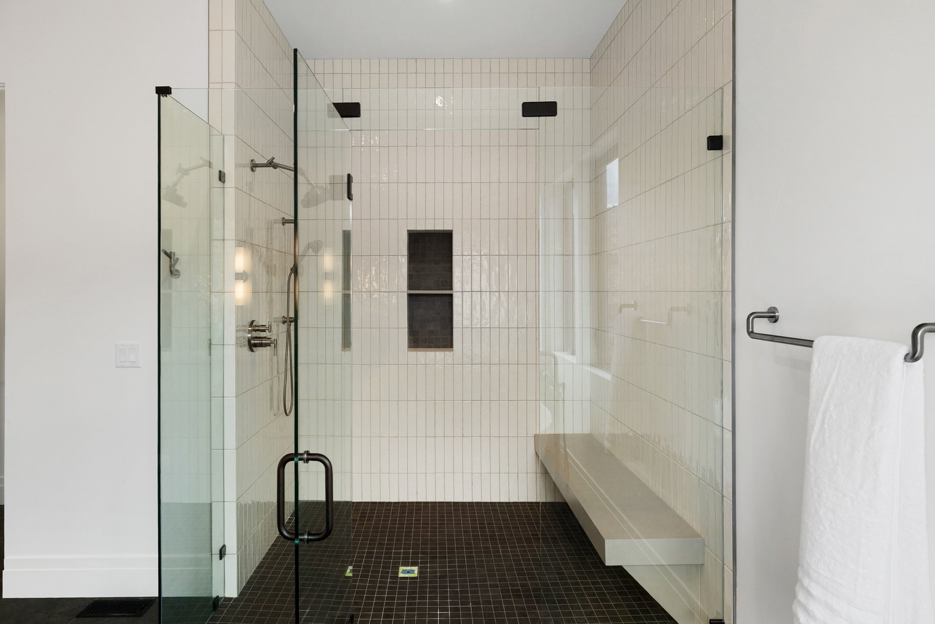  Altmann Craftsmanship. Arrowcreek Address. Uncompromising Finishes. - 物件實景