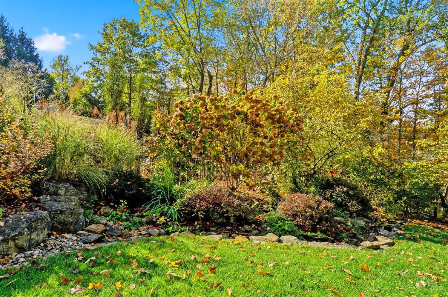 Anderson Twp, Ohio, 45230, United States, 5 Bedrooms Bedrooms, ,6 BathroomsBathrooms,Residential,For Sale,1988245