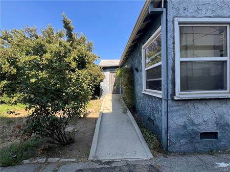 Van Nuys, California, 91401, United States, 2 Bedrooms Bedrooms, ,1 BathroomBathrooms,Residential,For Sale,1914216