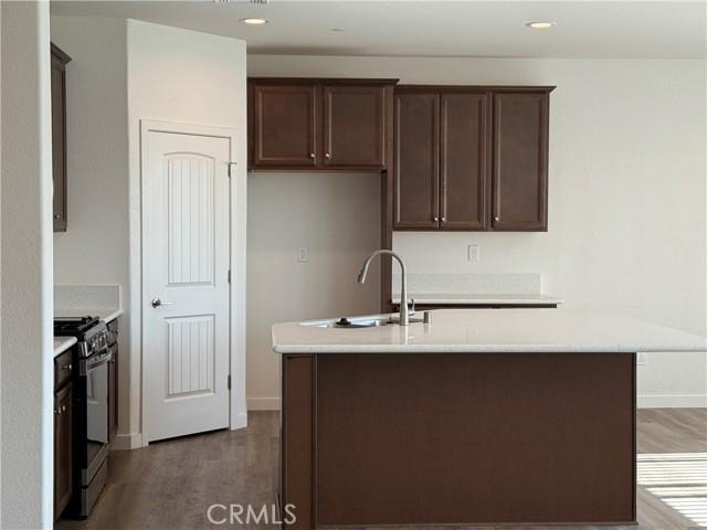 Los Banos, California, 93635, United States, 3 Bedrooms Bedrooms, ,2 BathroomsBathrooms,Residential,For Sale,1881481