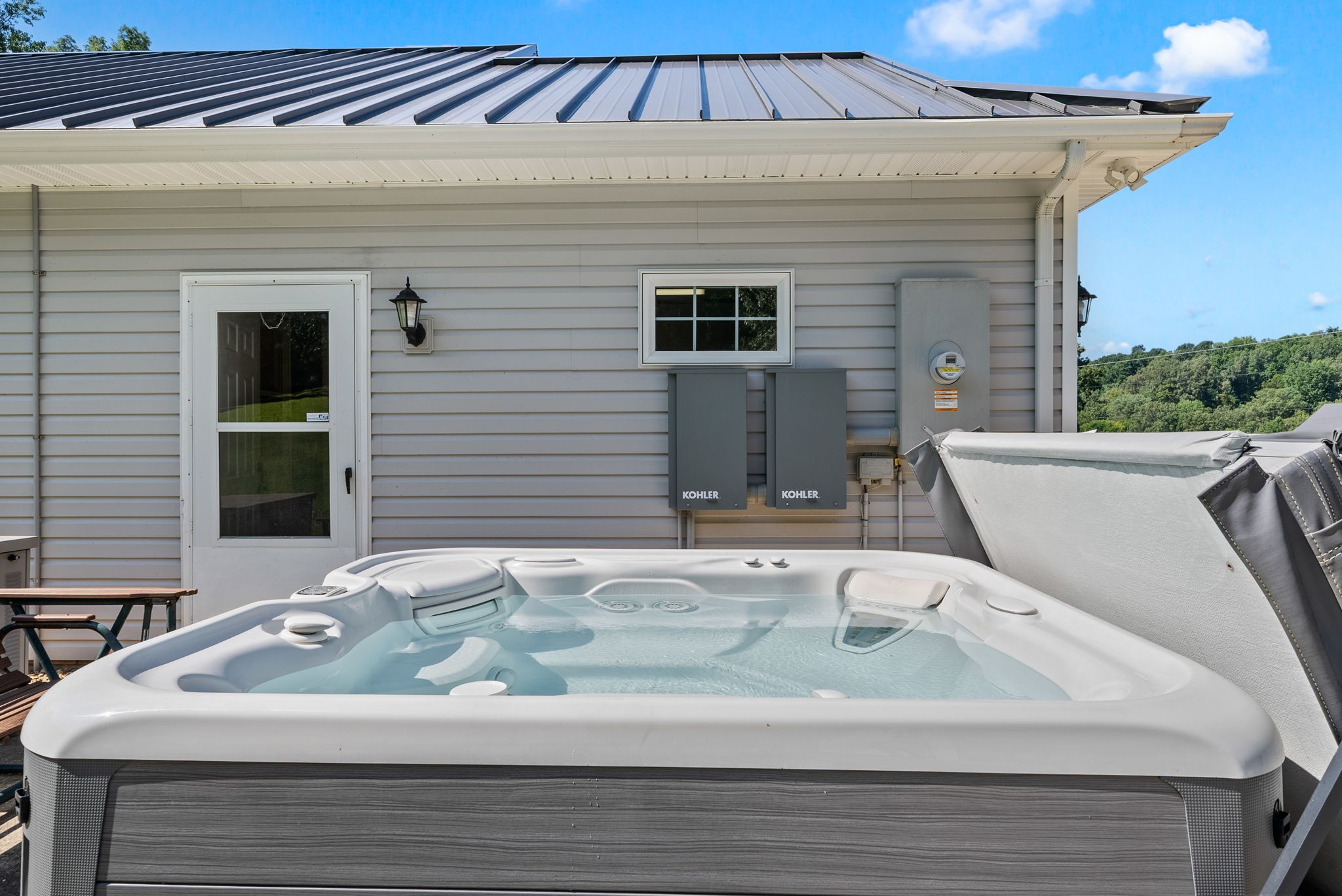 Cadiz, Kentucky, 42211, United States, 4 Bedrooms Bedrooms, ,3 BathroomsBathrooms,Residential,For Sale,1977115