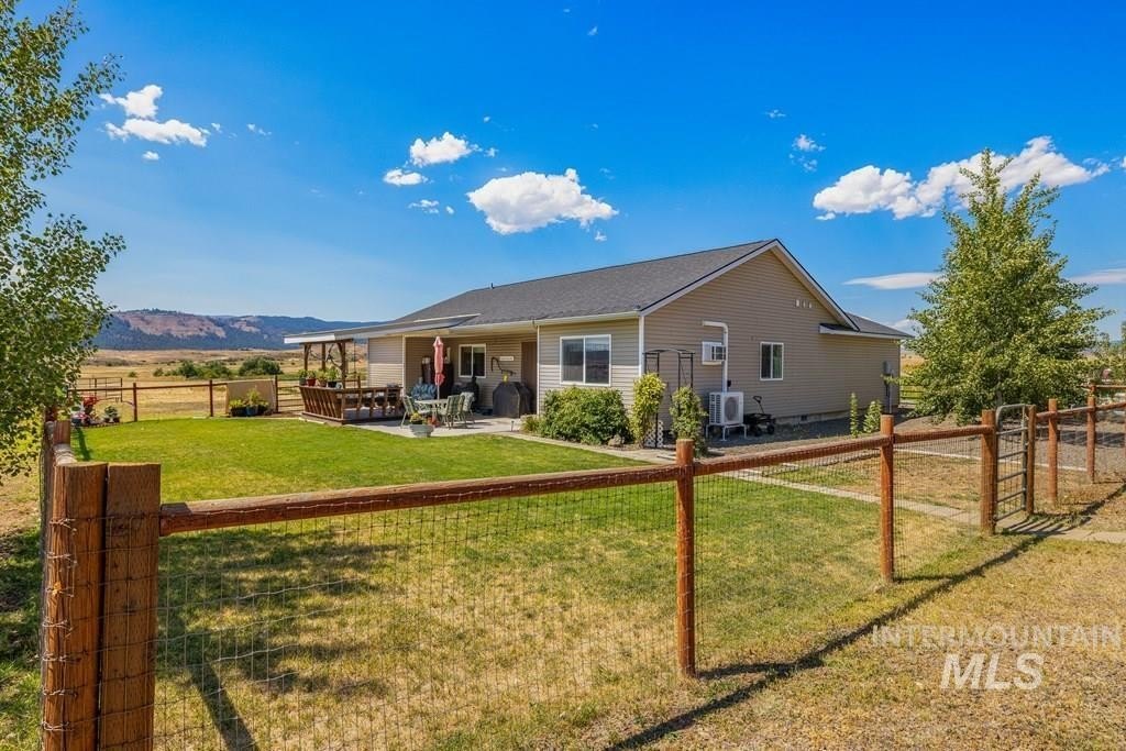 Council, Idaho, 83612, United States, 3 Bedrooms Bedrooms, ,2 BathroomsBathrooms,Residential,For Sale,1928022
