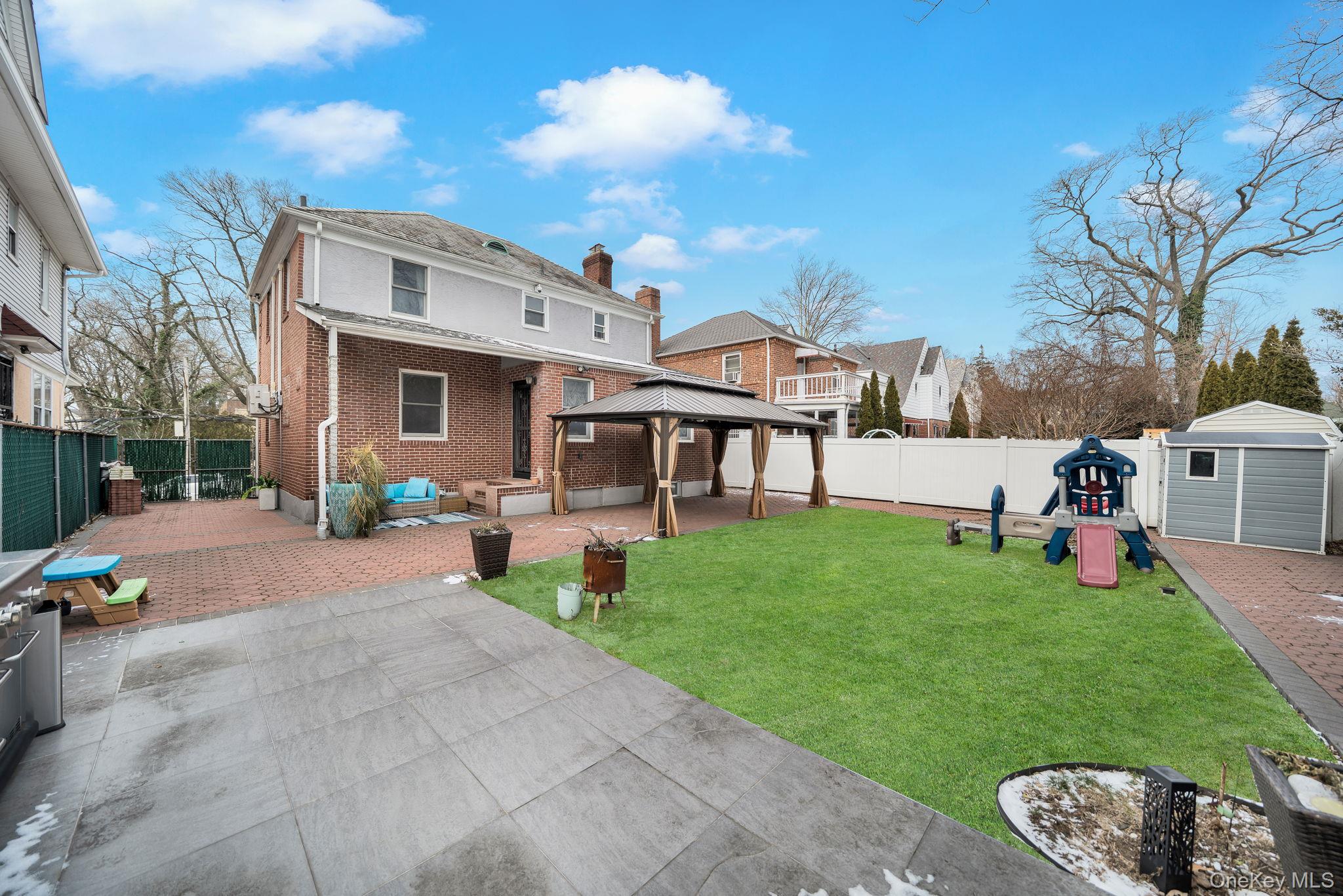  87-67 Chevy Chase, Jamaica Estates, NY, 11432 - 物件實景
