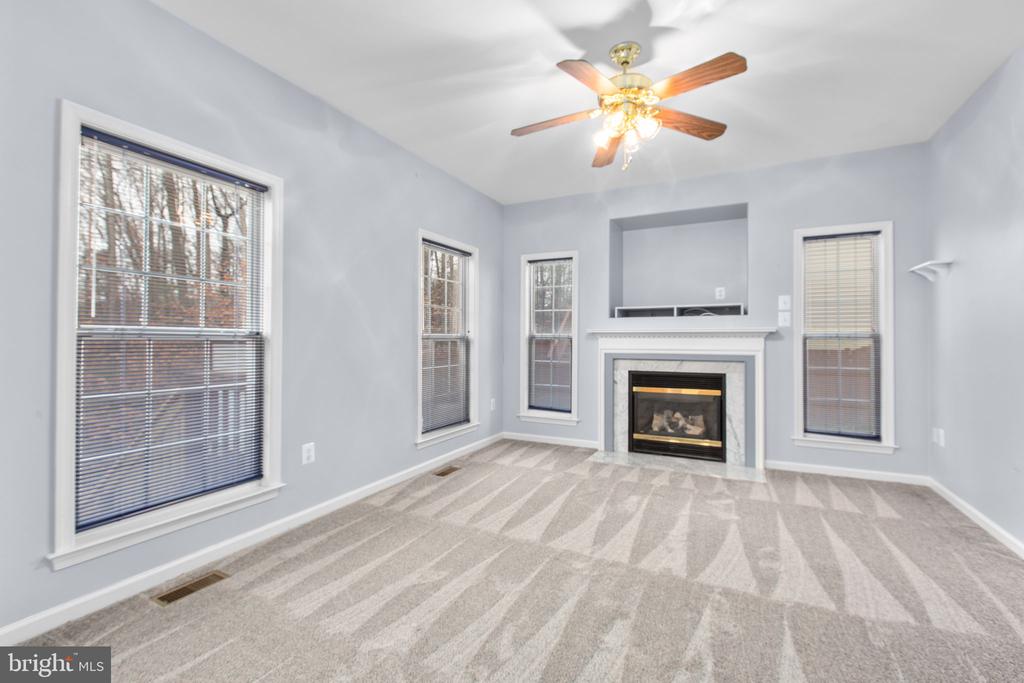 Stafford, Virginia, 22554, United States, 4 Bedrooms Bedrooms, ,4 BathroomsBathrooms,Residential,For Sale,2009309