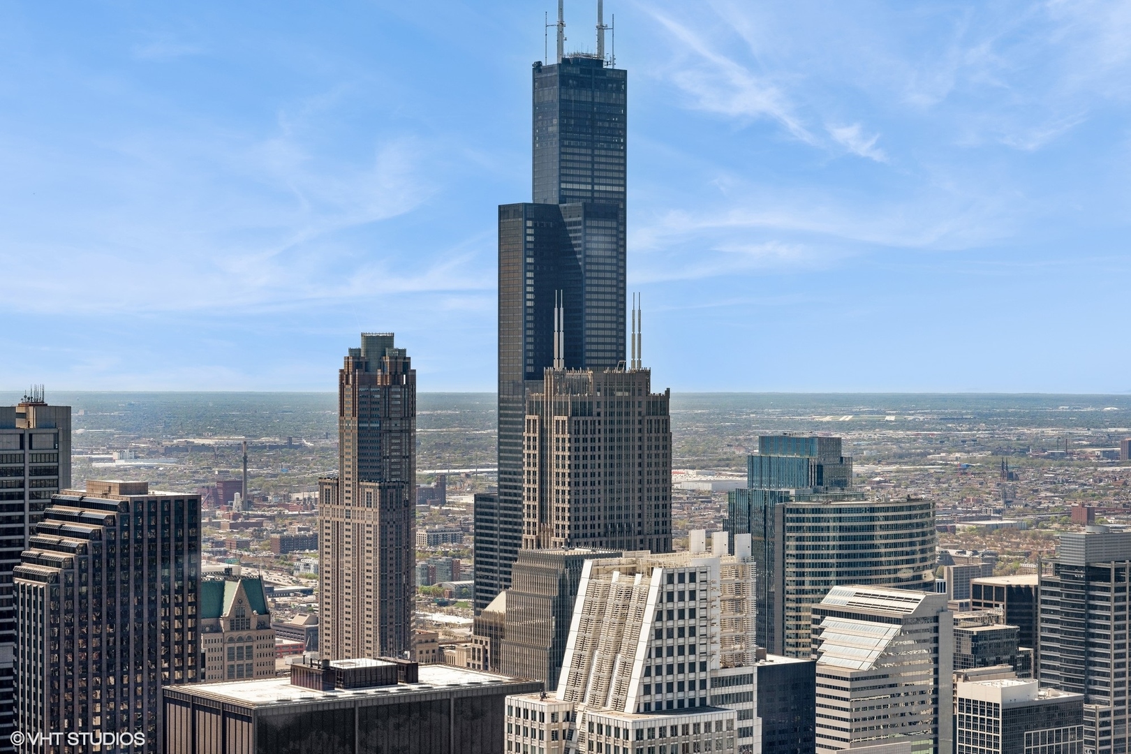 Chicago, Illinois, 60611, United States, 3 Bedrooms Bedrooms, ,4 BathroomsBathrooms,Residential,For Sale,1908723