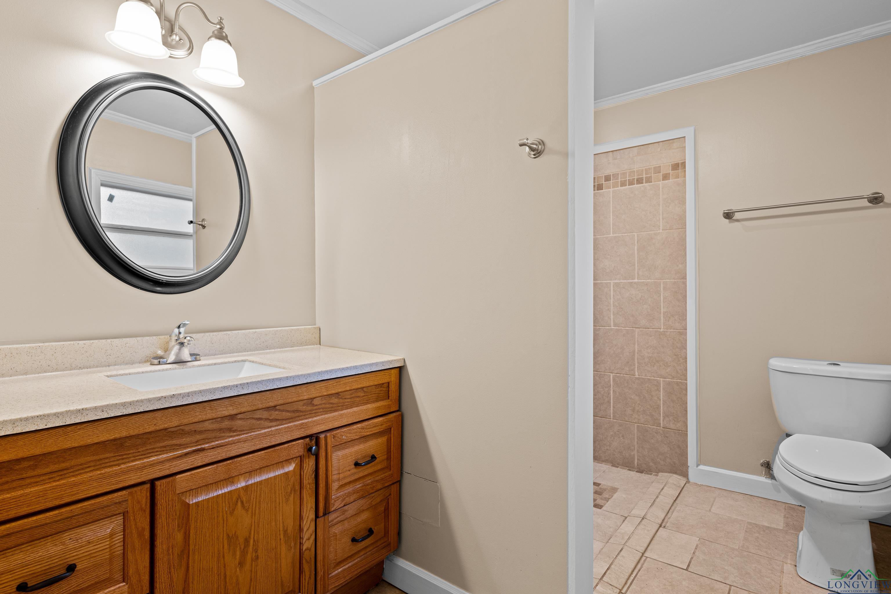 Jefferson, Texas, 75657, United States, 4 Bedrooms Bedrooms, ,5 BathroomsBathrooms,Residential,For Sale,1868474