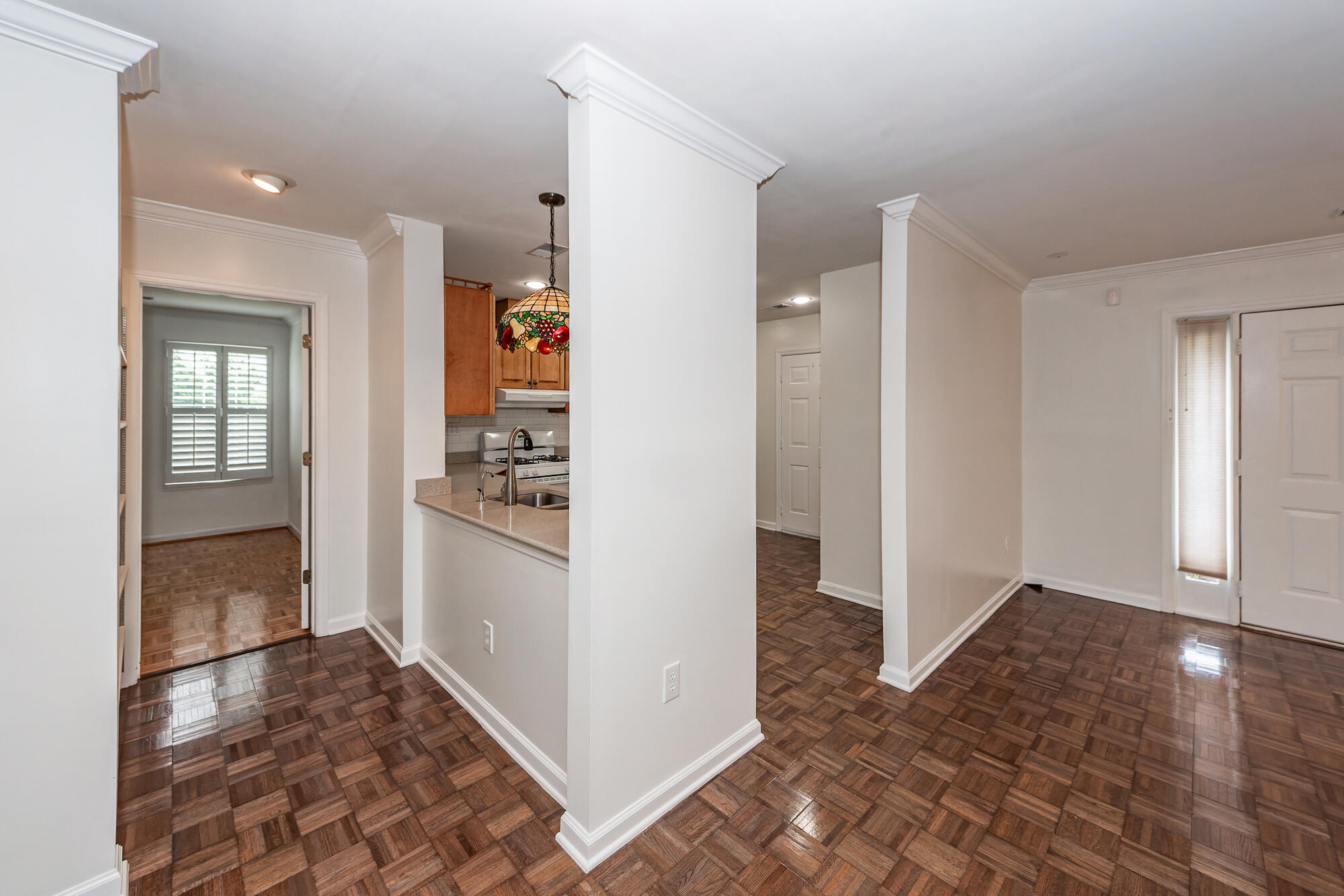 Mount Pleasant, South Carolina, 29466, United States, 3 Bedrooms Bedrooms, ,2 BathroomsBathrooms,Residential,For Sale,1743207