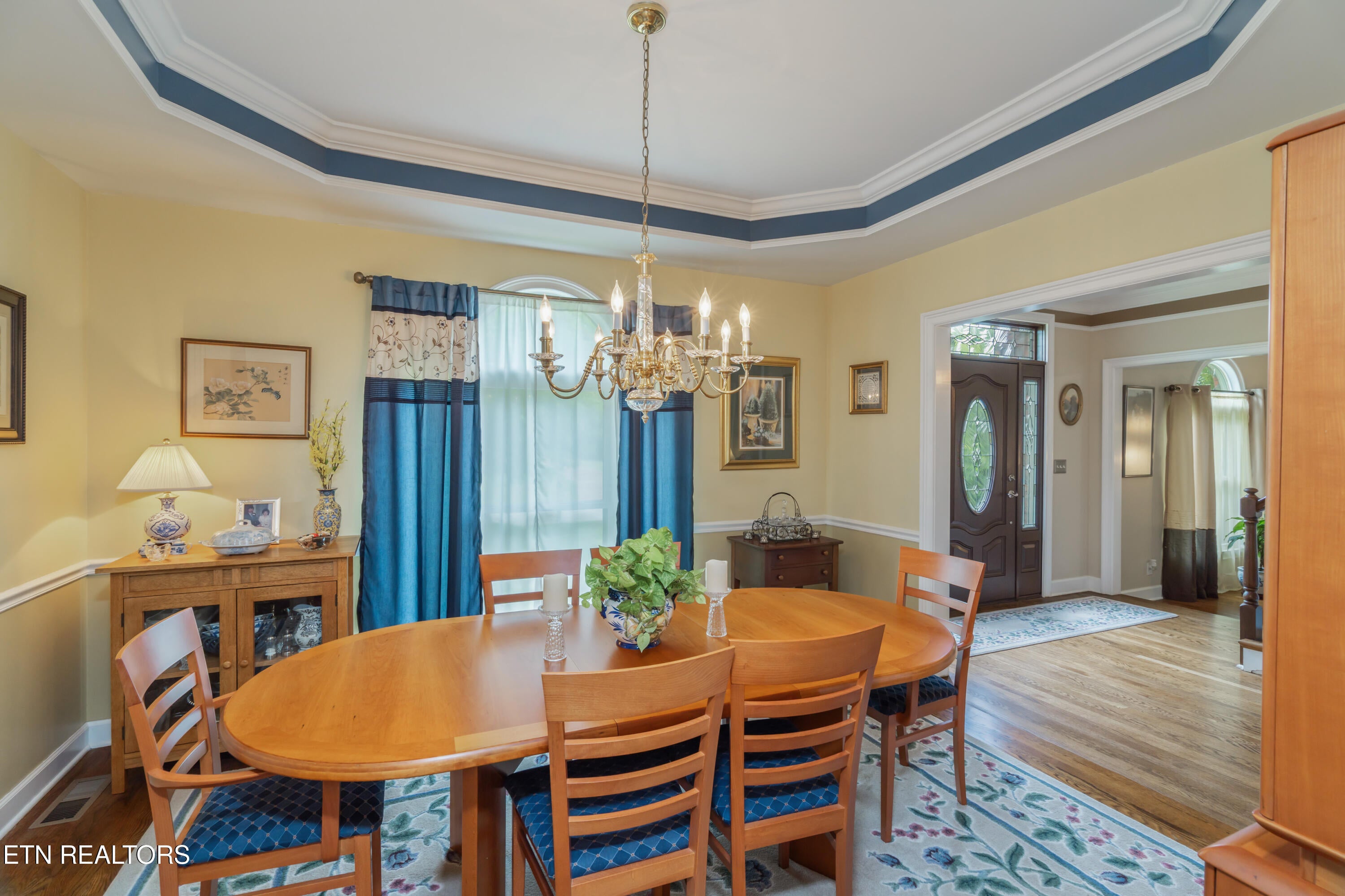 Kingston, Tennessee, 37763, United States, 3 Bedrooms Bedrooms, ,3 BathroomsBathrooms,Residential,For Sale,1762523