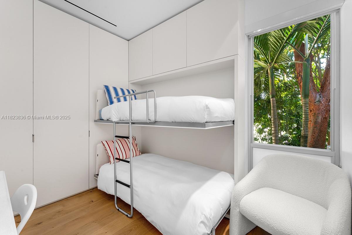 Miami Beach, Florida, 33141, United States, 4 Bedrooms Bedrooms, ,6 BathroomsBathrooms,Residential,For Sale,1862454