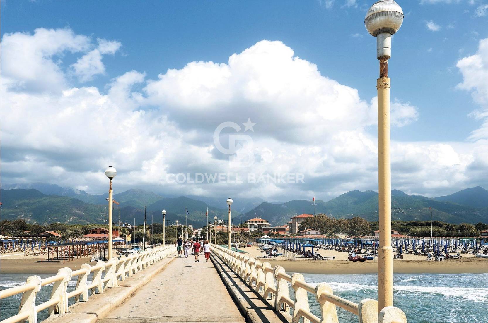 Forte dei Marmi, Lucca, 55042, IT, 4 Bedrooms Bedrooms, ,3 BathroomsBathrooms,Residential,For Sale,1987983