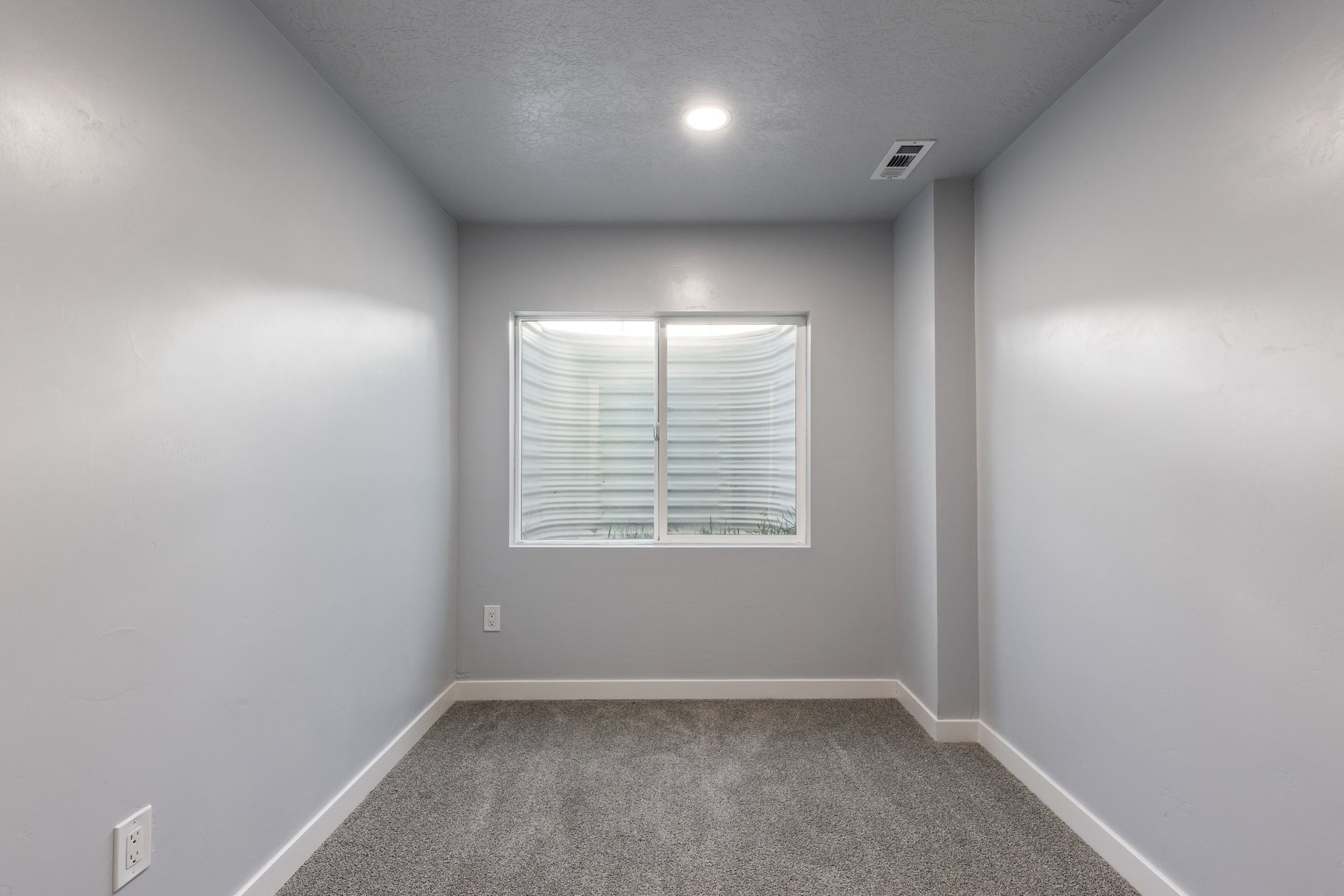  Fantastically Upgraded 2-Story Home with Theater and ADU - 物件實景